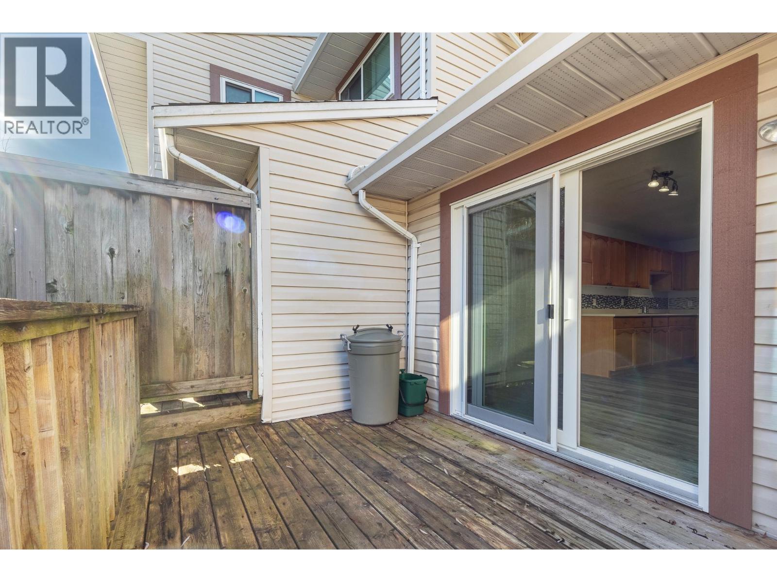 2 765 SCHOOL ROAD, Gibsons