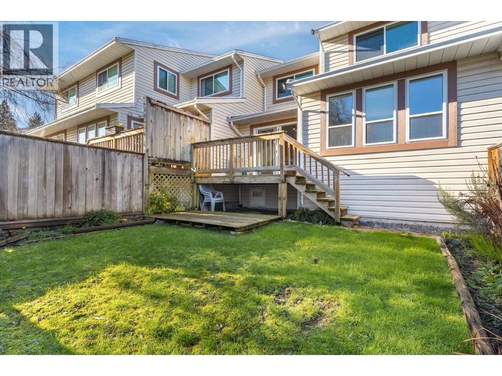 2 765 SCHOOL ROAD, Gibsons