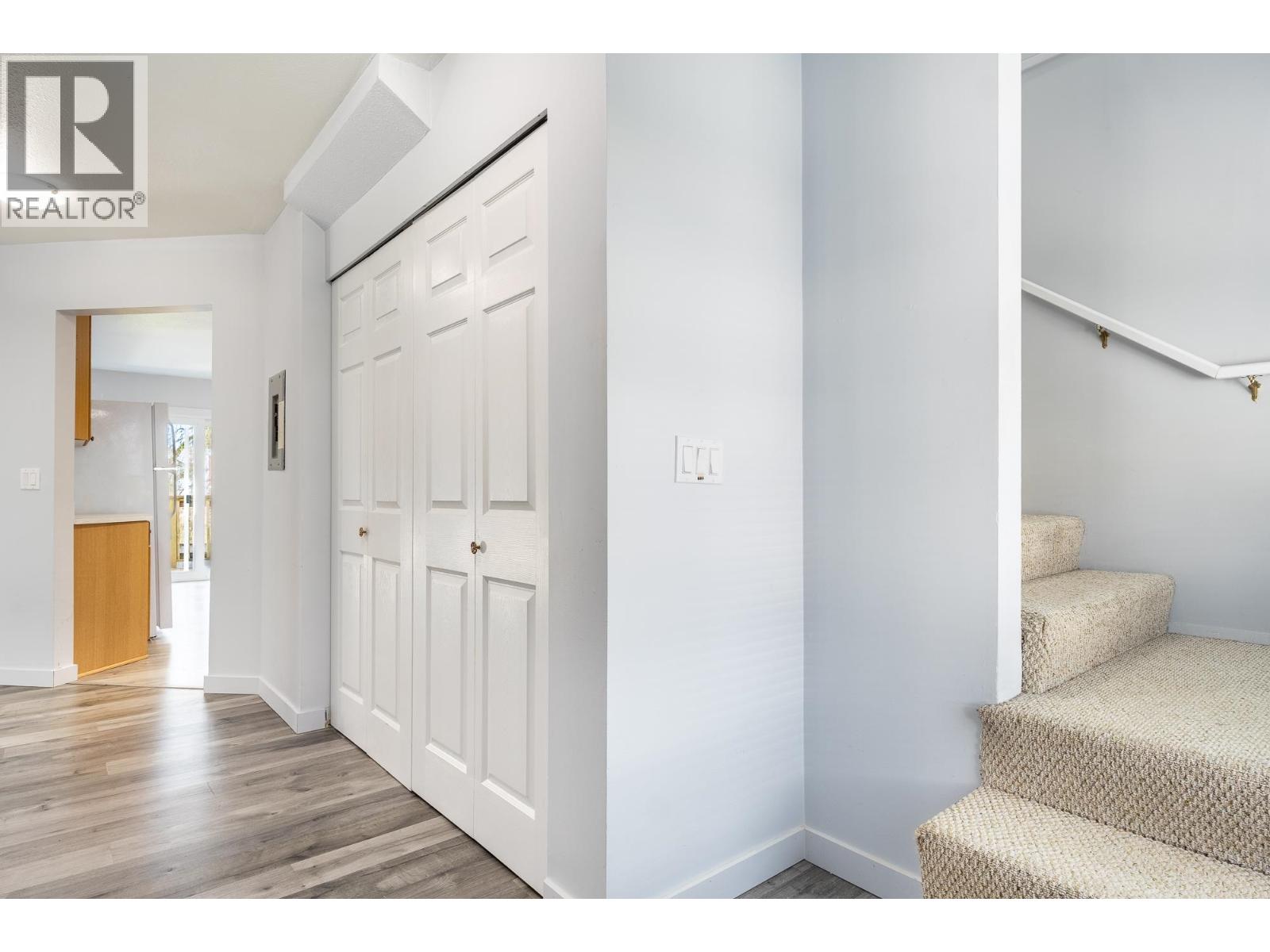 2 765 SCHOOL ROAD, Gibsons