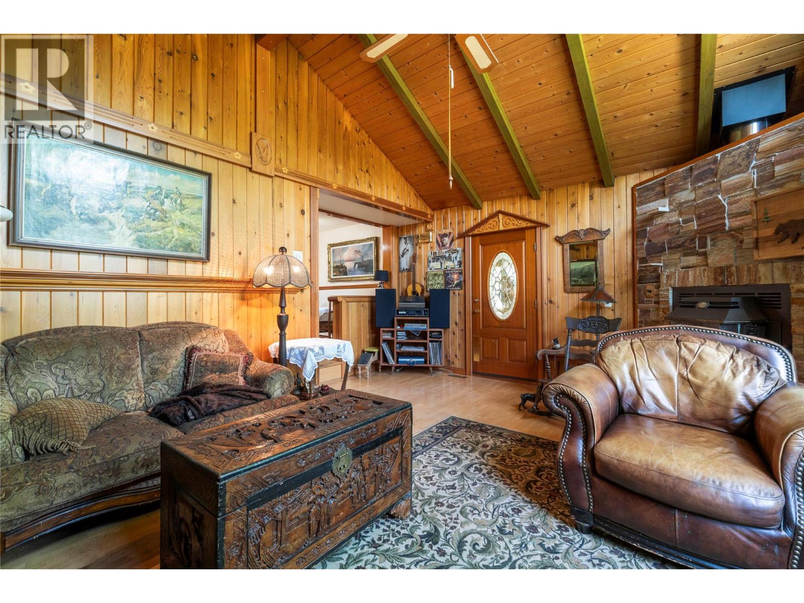 1080 20 Avenue SW, Salmon Arm