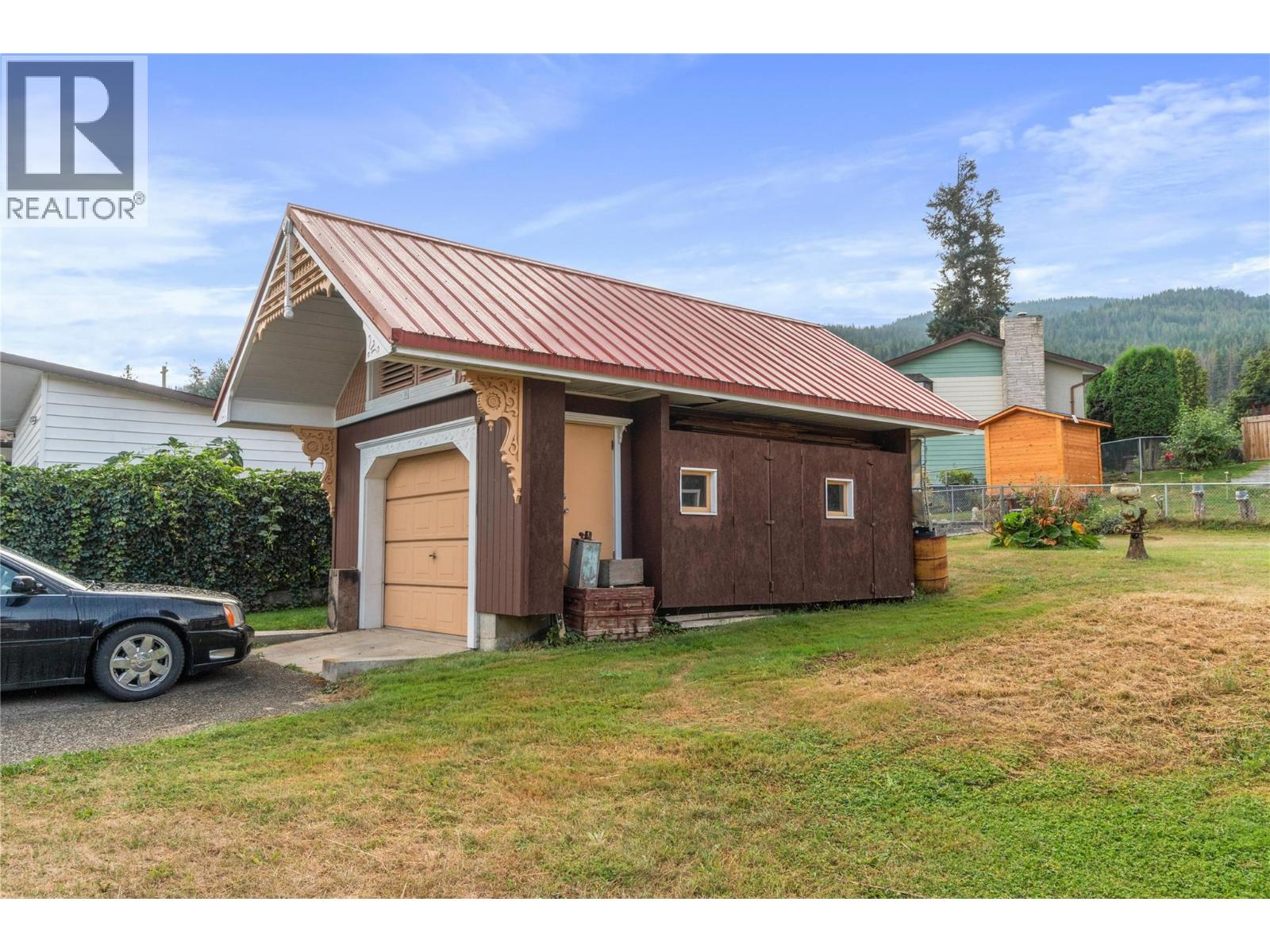 1080 20 Avenue SW, Salmon Arm
