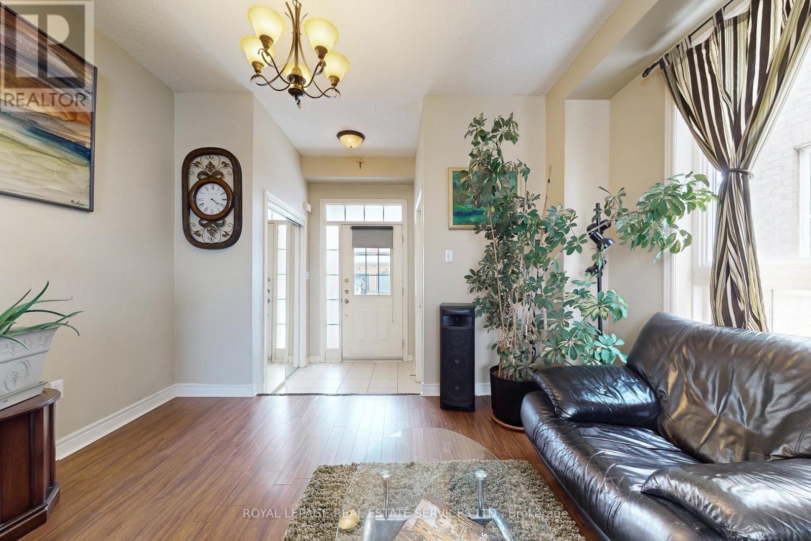 65 ASHDALE ROAD - 40