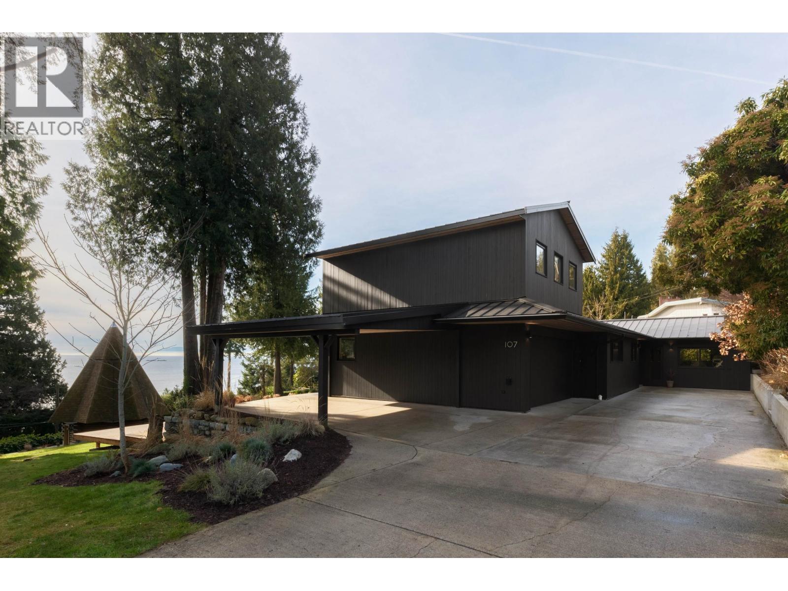 107 MAHAN ROAD, Gibsons