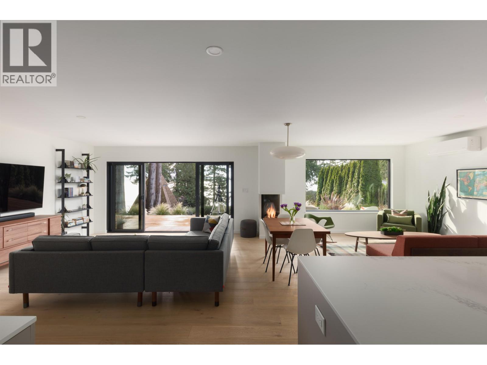 107 MAHAN ROAD, Gibsons