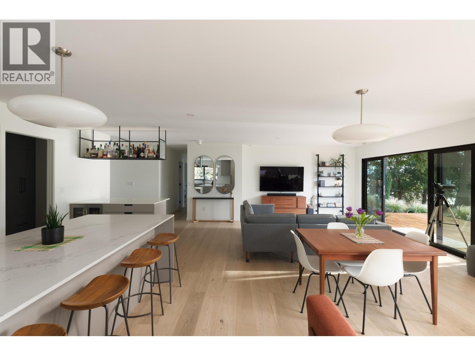 107 MAHAN ROAD, Gibsons