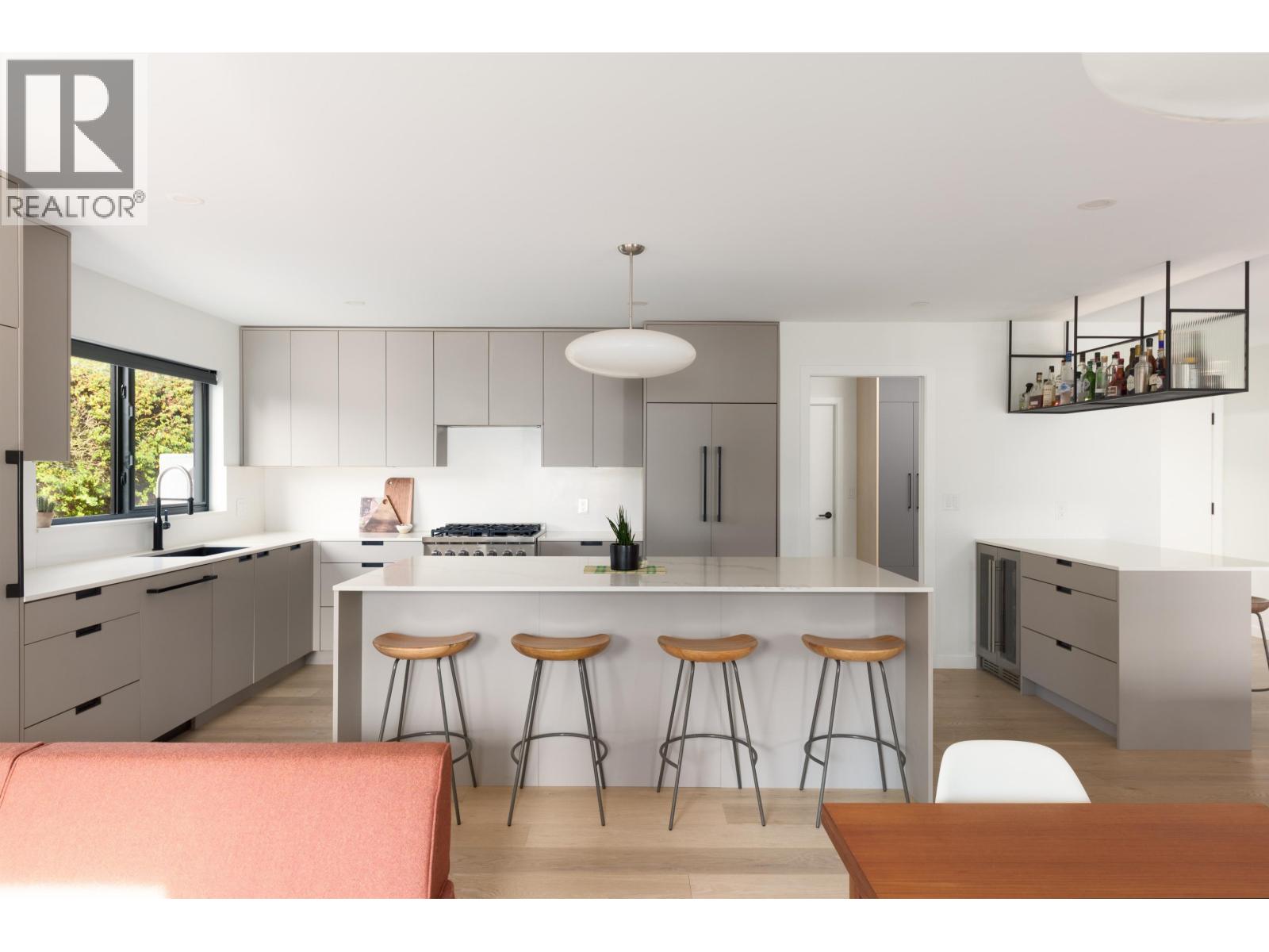 107 MAHAN ROAD, Gibsons