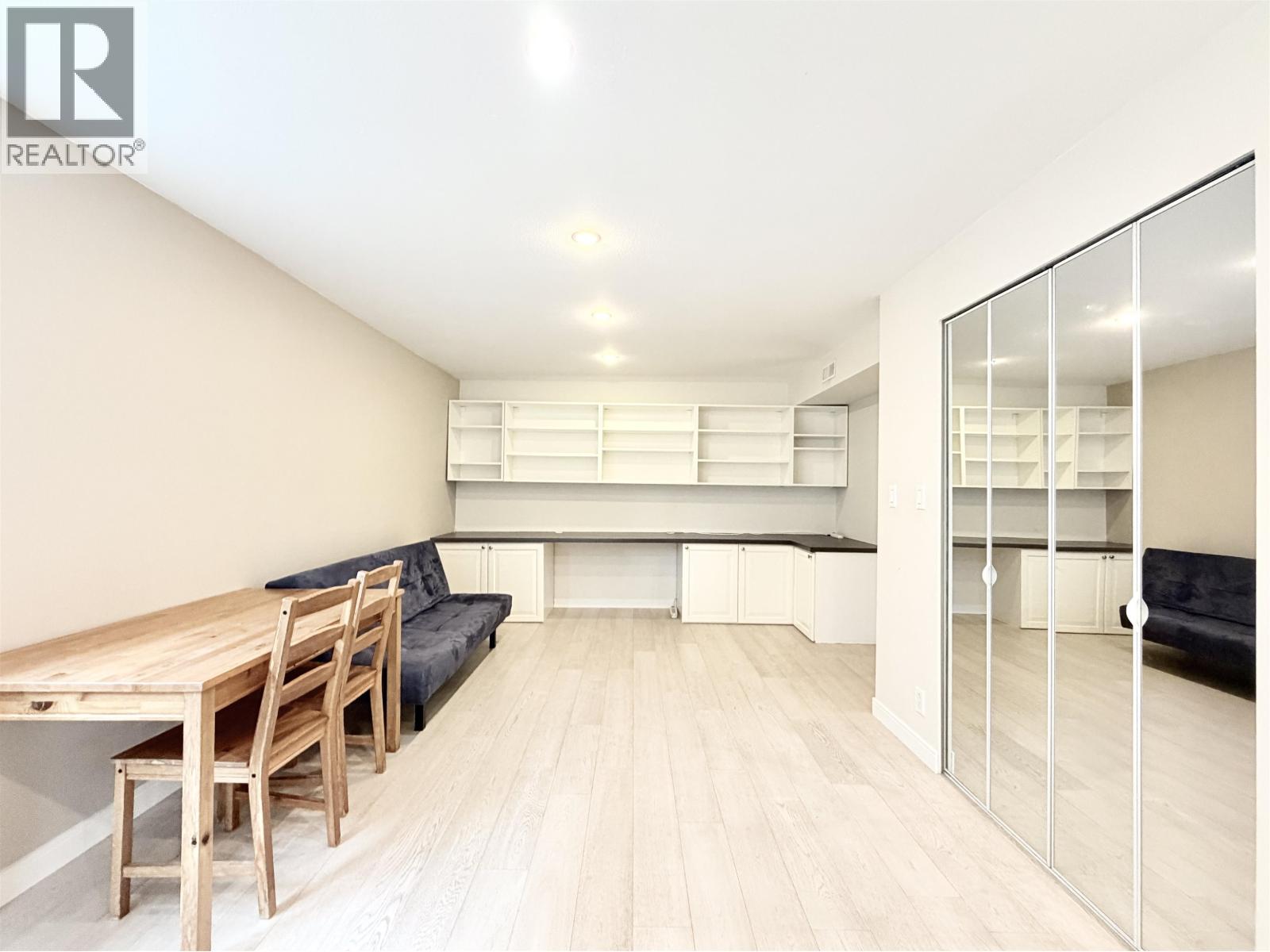 7760 DECOURCY CRESCENT, Richmond