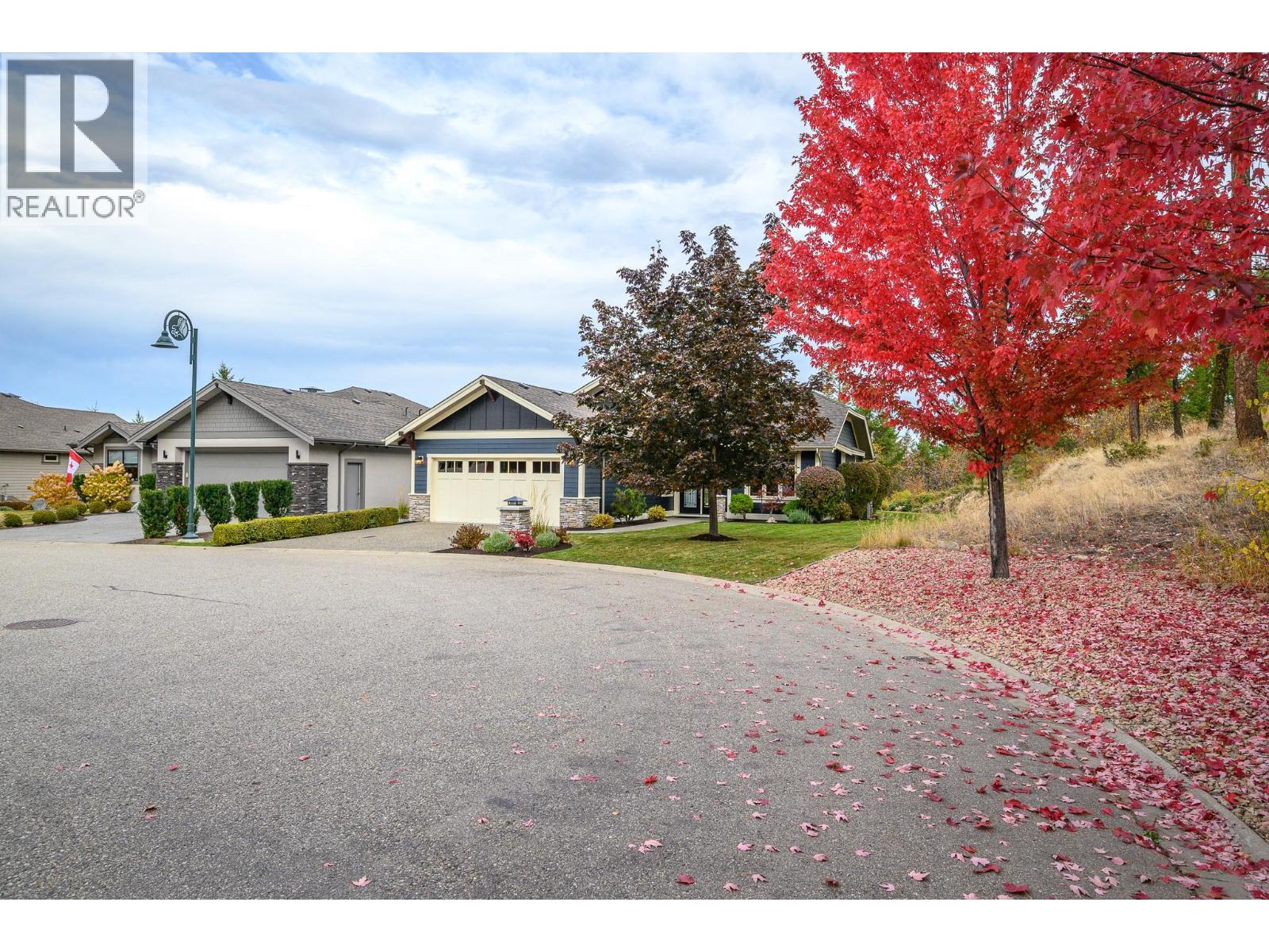  501 Longspoon Bay, Vernon