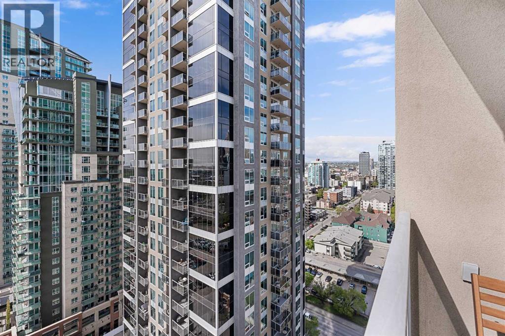 
          211 13 Avenue Southeast
            <br/>
            <span>Calgary</span>
            , 
            <span>AB</span>
             <span>T2G1E1</span>
         - Photo 29