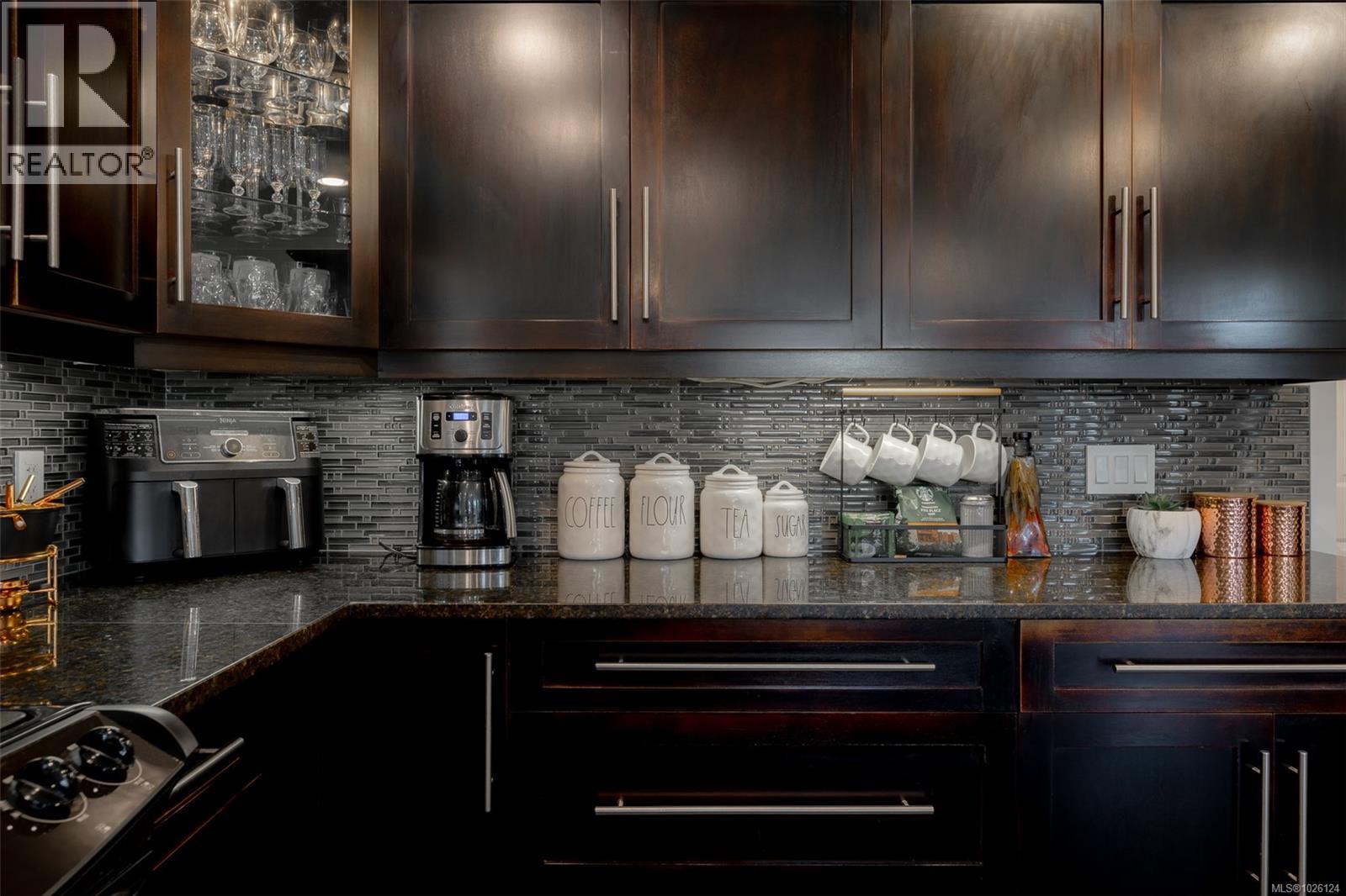 5497 Woodland Cres W, Port Alberni