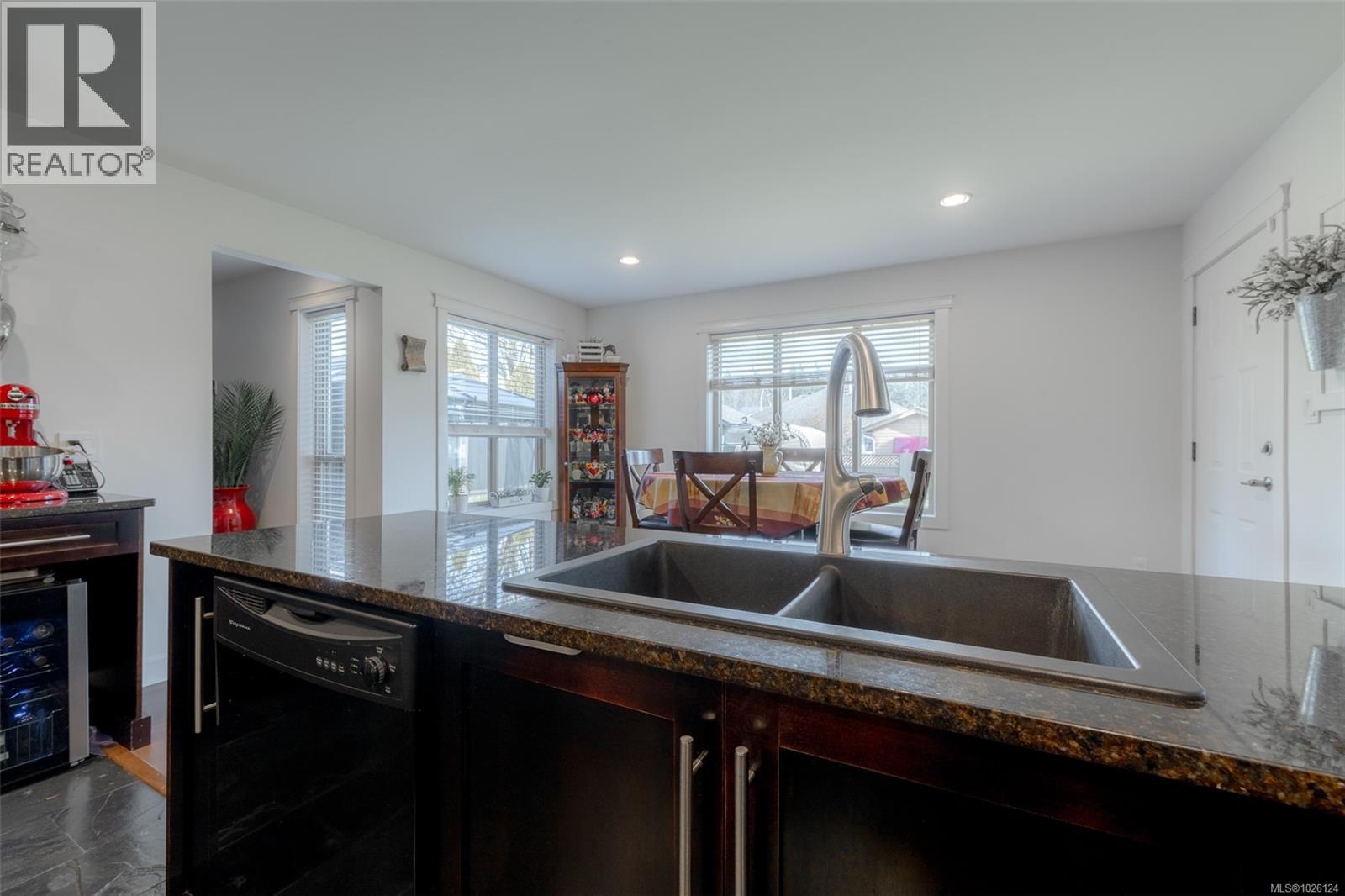 5497 Woodland Cres W, Port Alberni