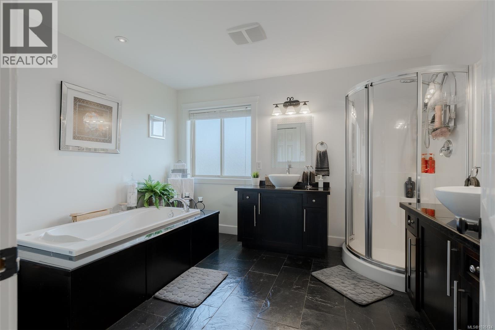 5497 Woodland Cres W, Port Alberni