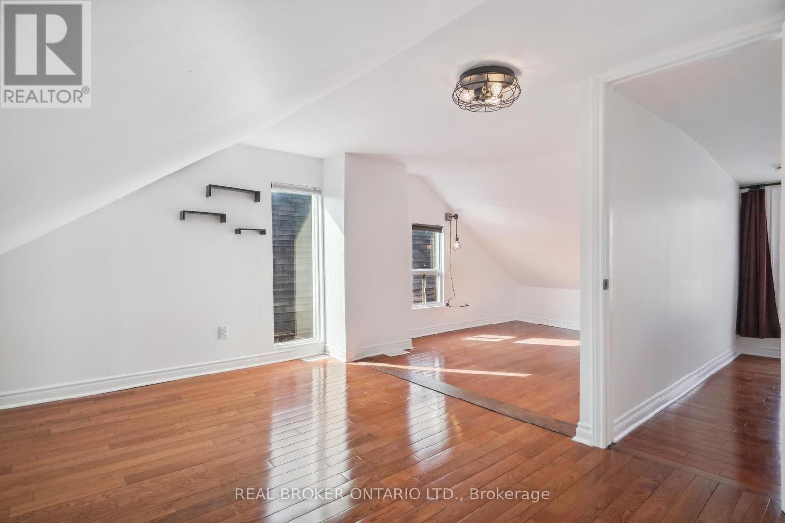 134 JONES AVENUE - 16