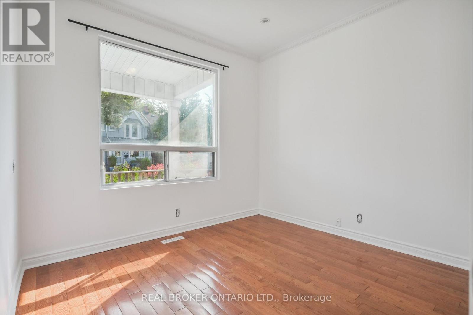 134 JONES AVENUE - 18
