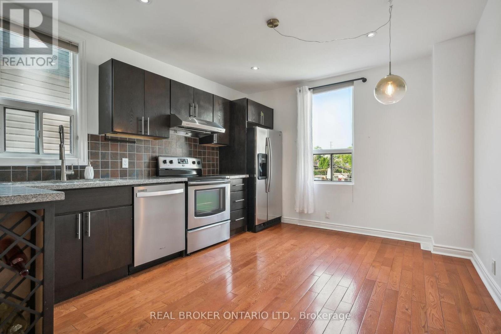 134 JONES AVENUE - 4