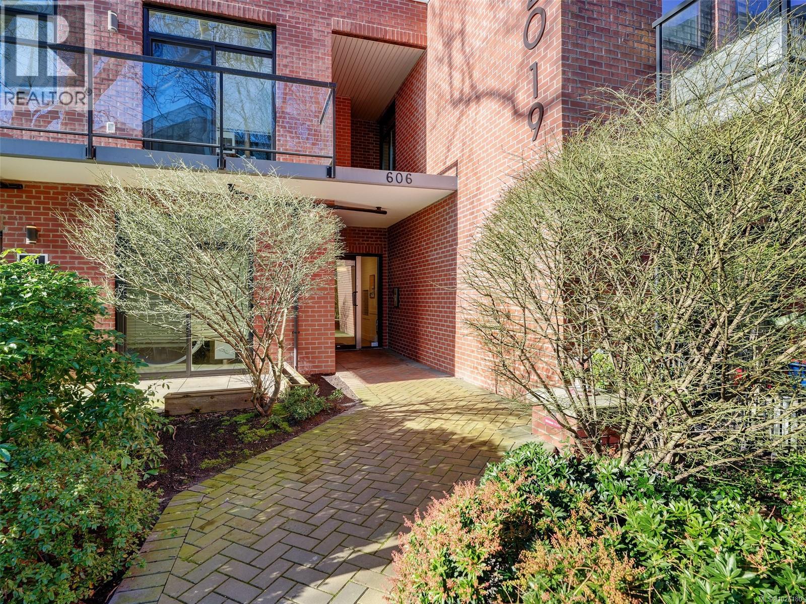 305 606 Speed Avenue, Victoria