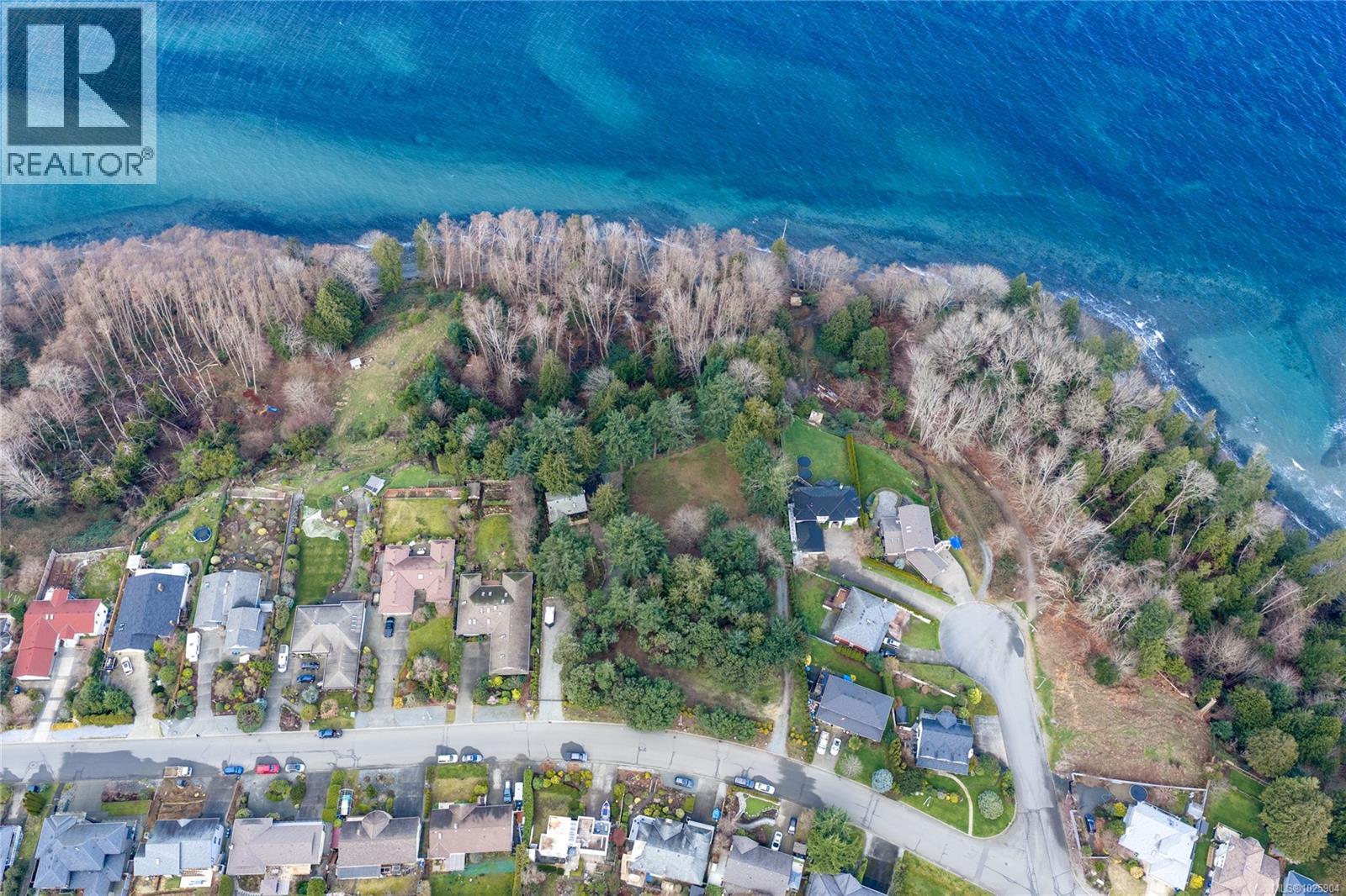 6210 Icarus Dr, Nanaimo