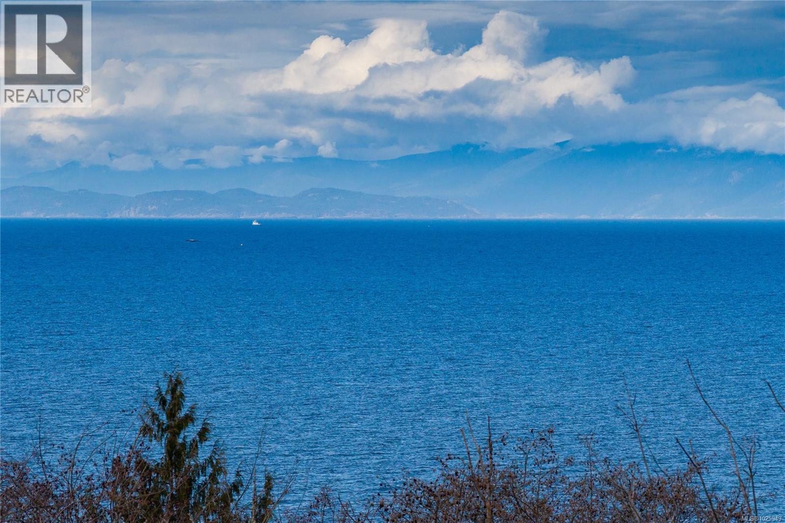 6208 Icarus Dr, Nanaimo