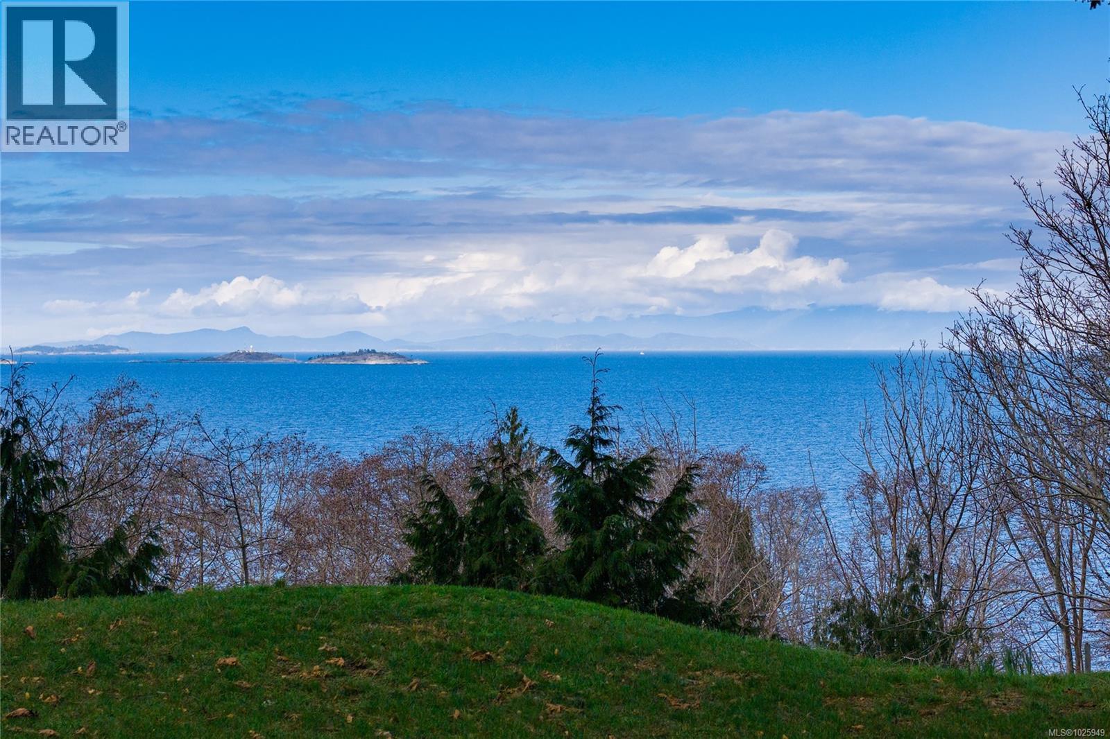 6208 Icarus Dr, Nanaimo