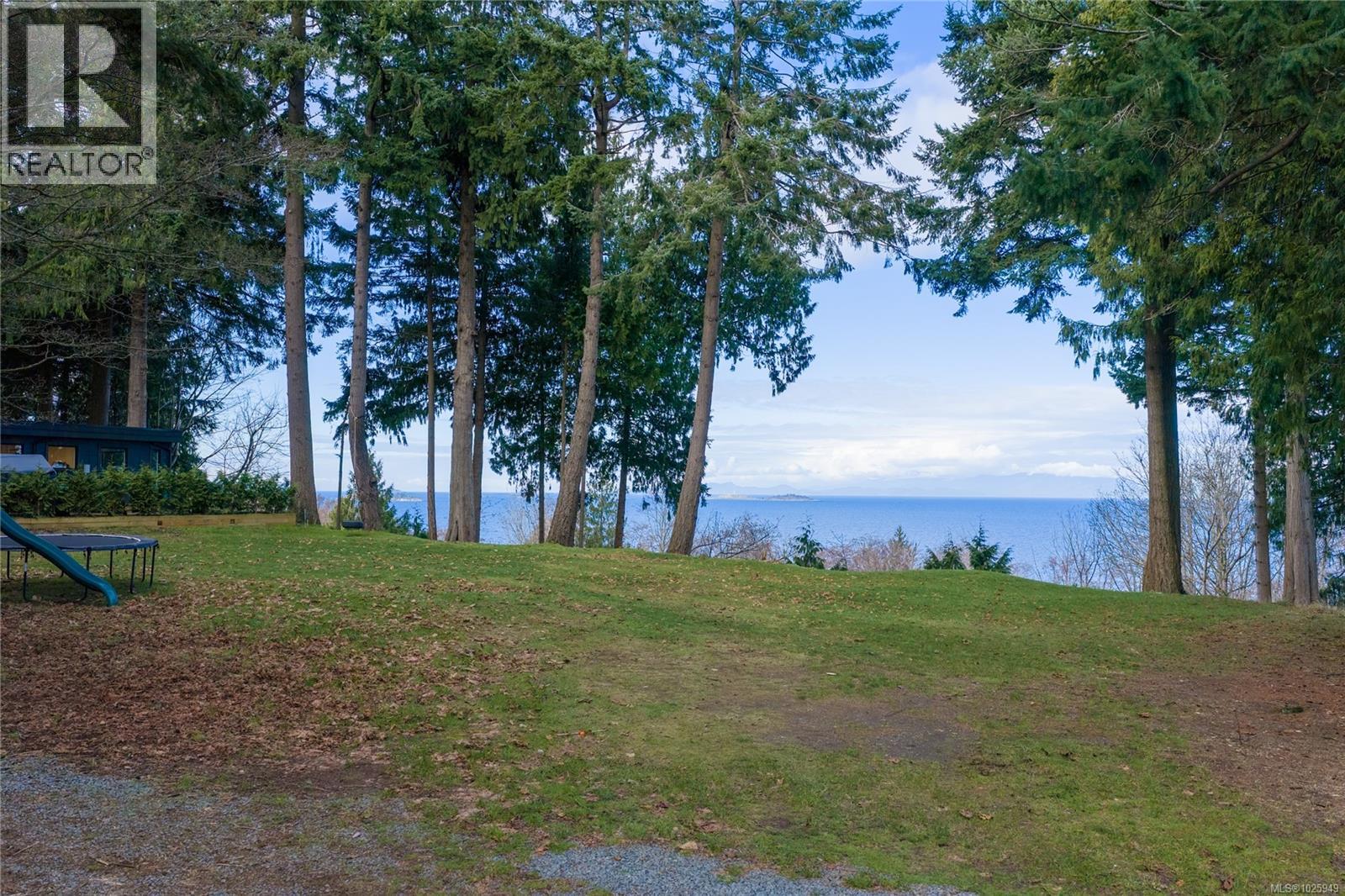 6208 Icarus Dr, Nanaimo