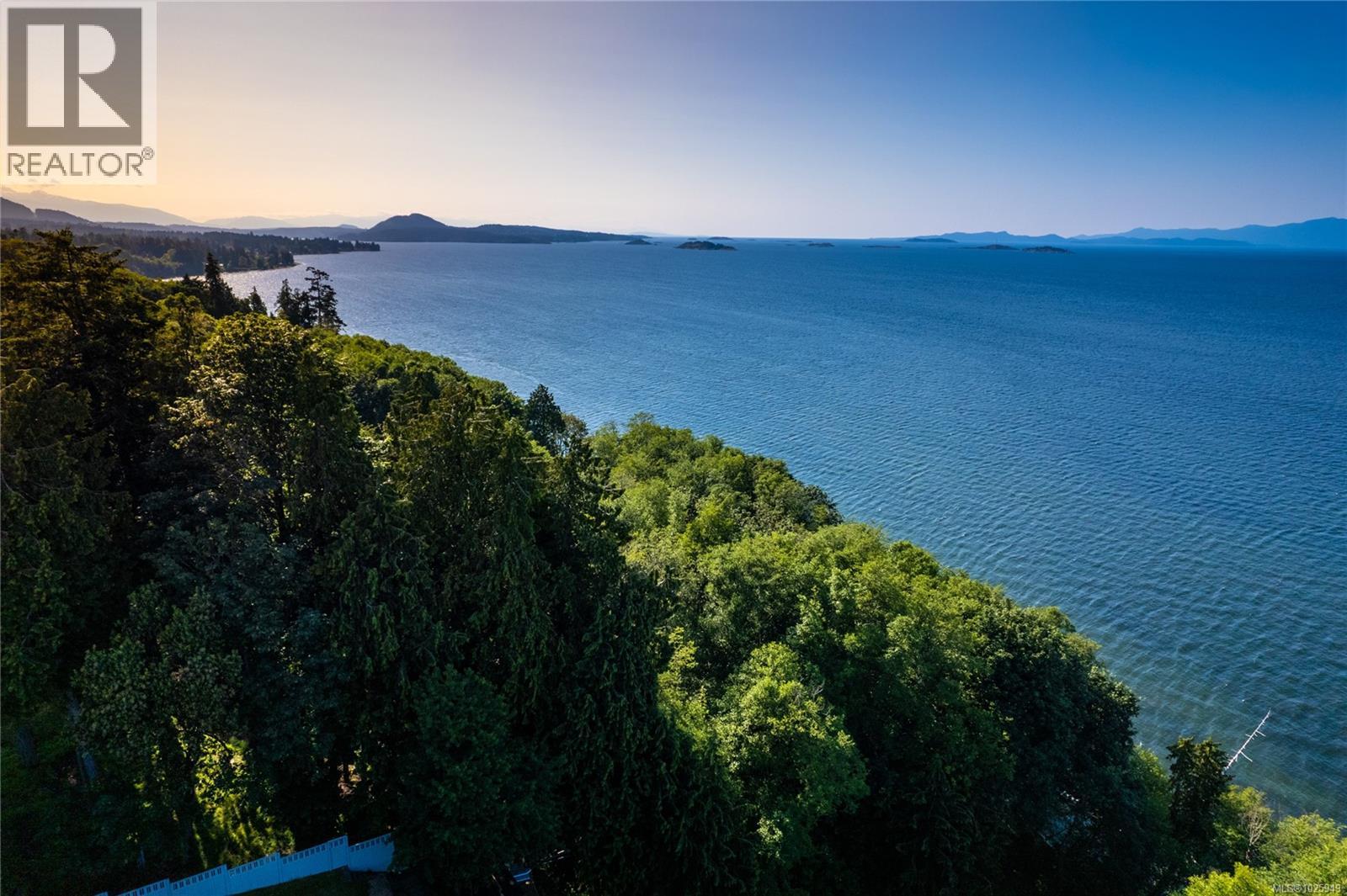 6208 Icarus Dr, Nanaimo