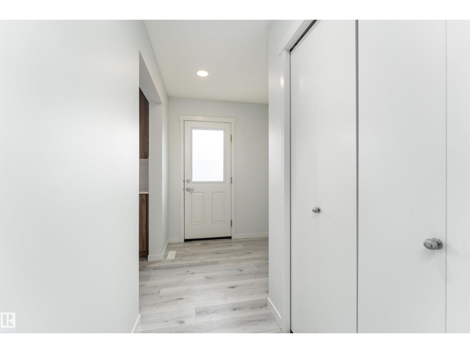 22371 93 AV NW, Edmonton