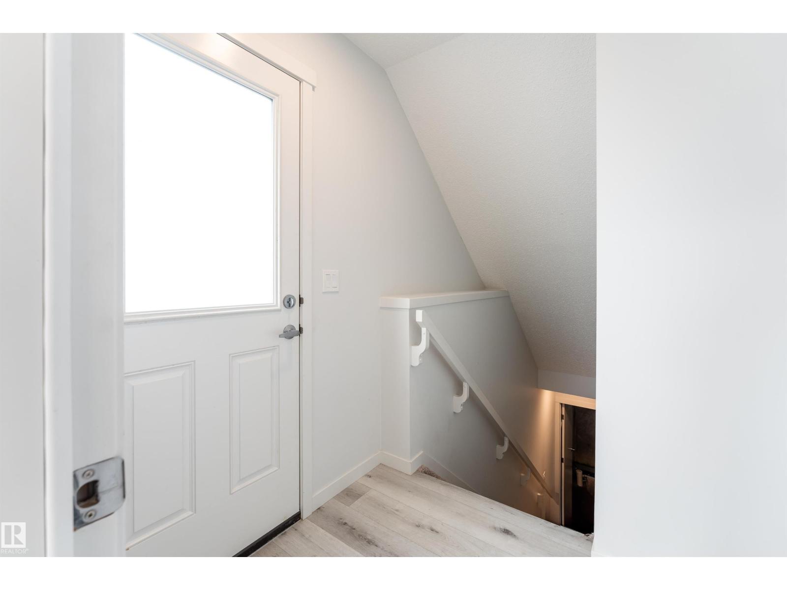 22371 93 AV NW, Edmonton