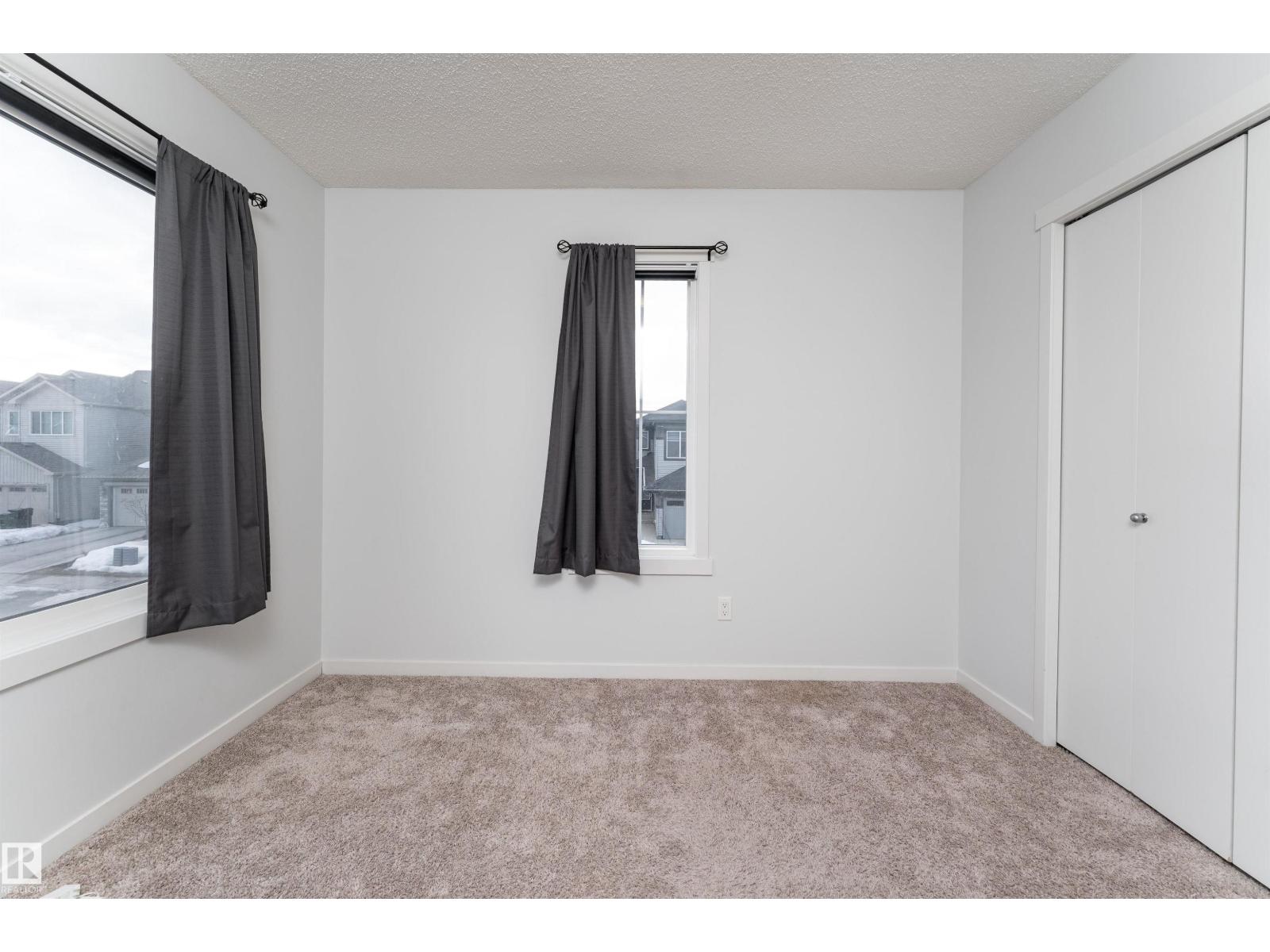 22371 93 AV NW, Edmonton