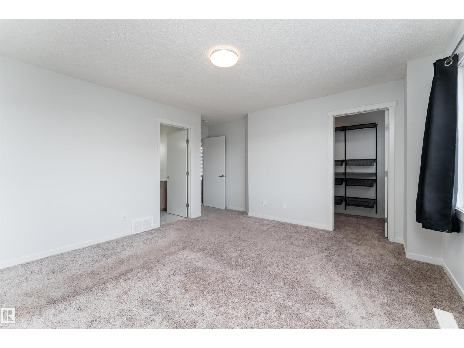 22371 93 AV NW, Edmonton