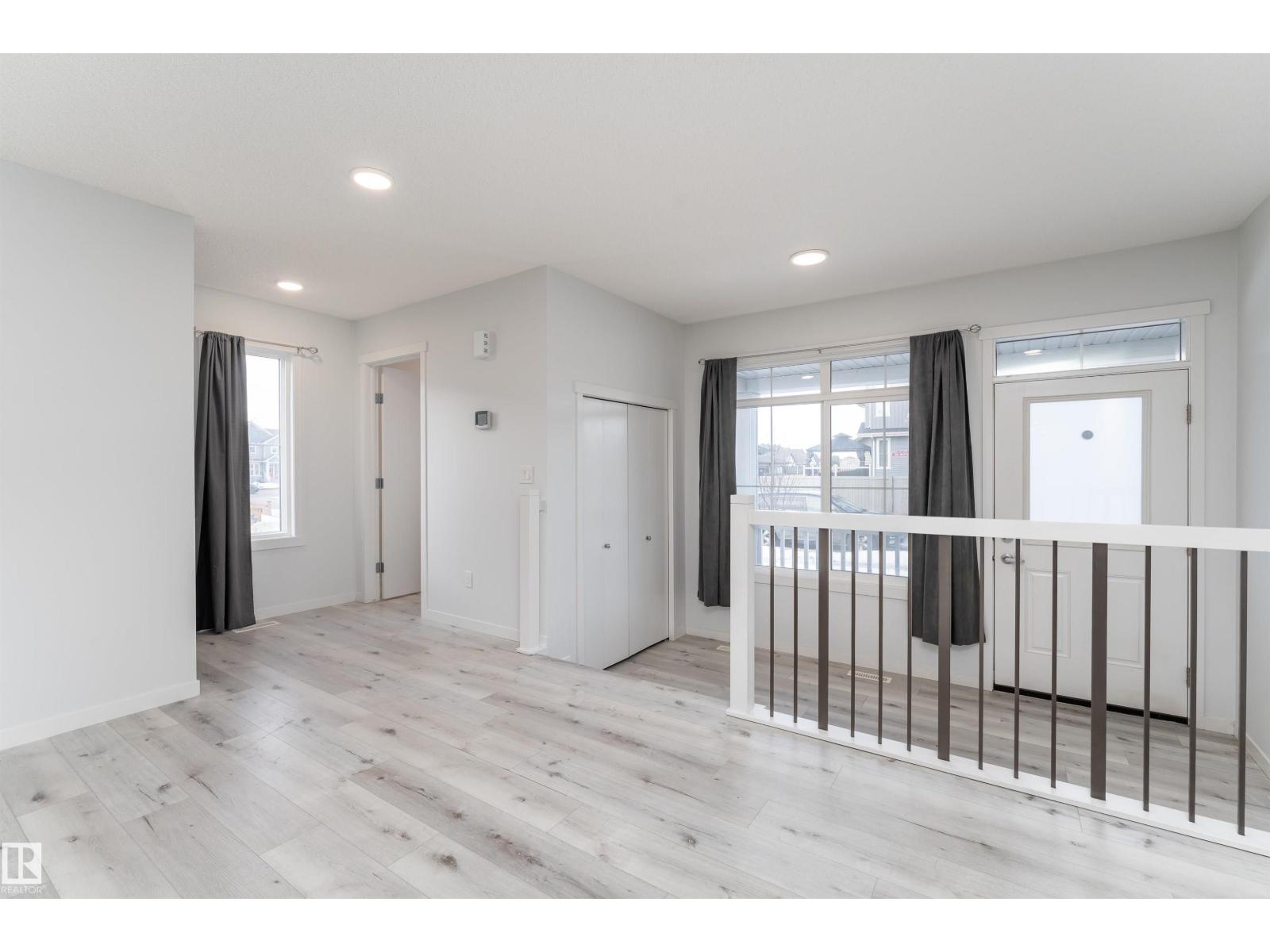 22371 93 AV NW, Edmonton