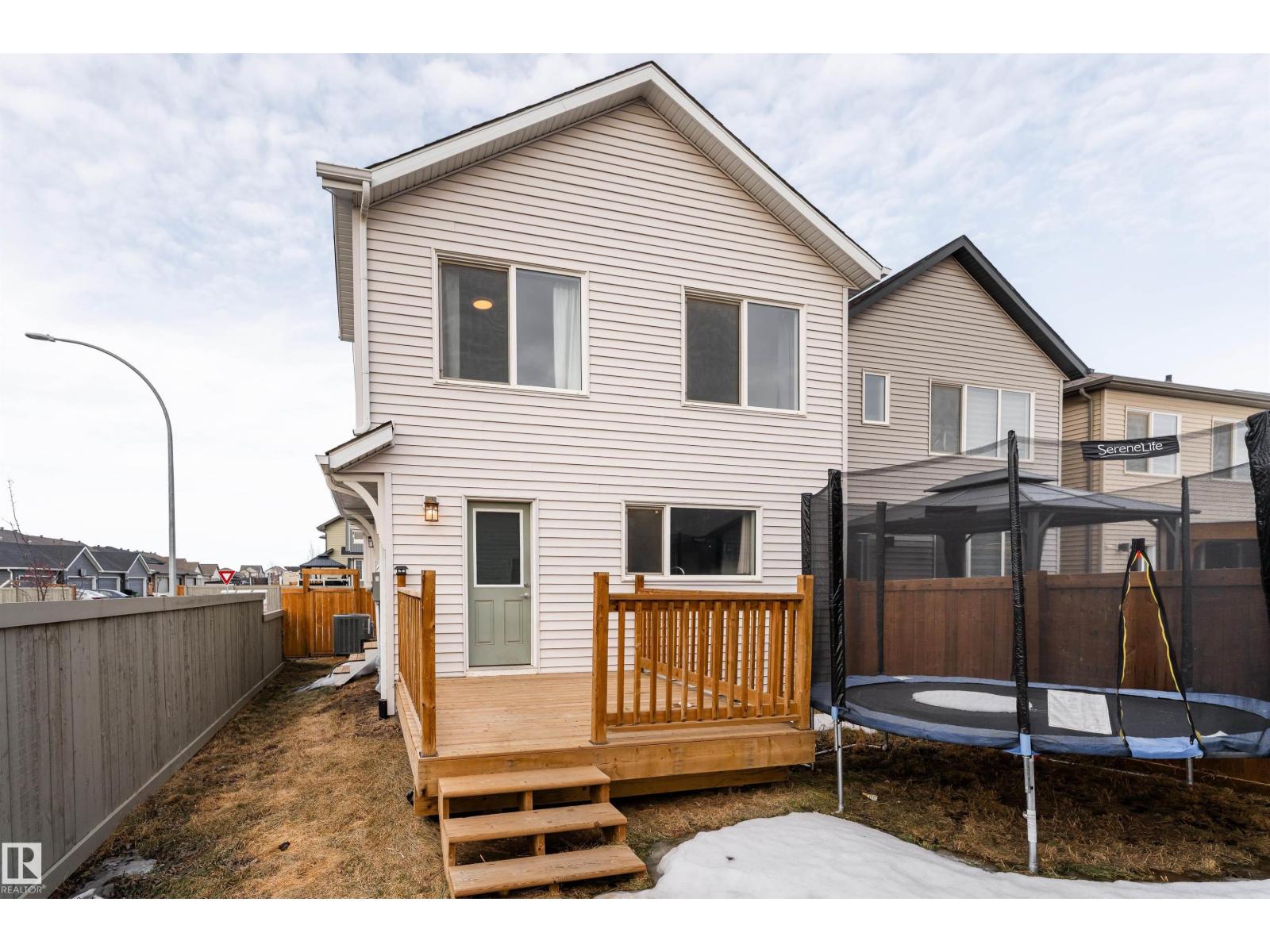 22371 93 AV NW, Edmonton