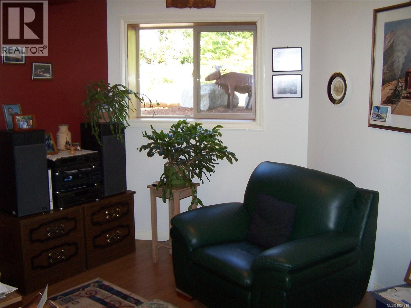 2948 Jameson Rd, Nanaimo