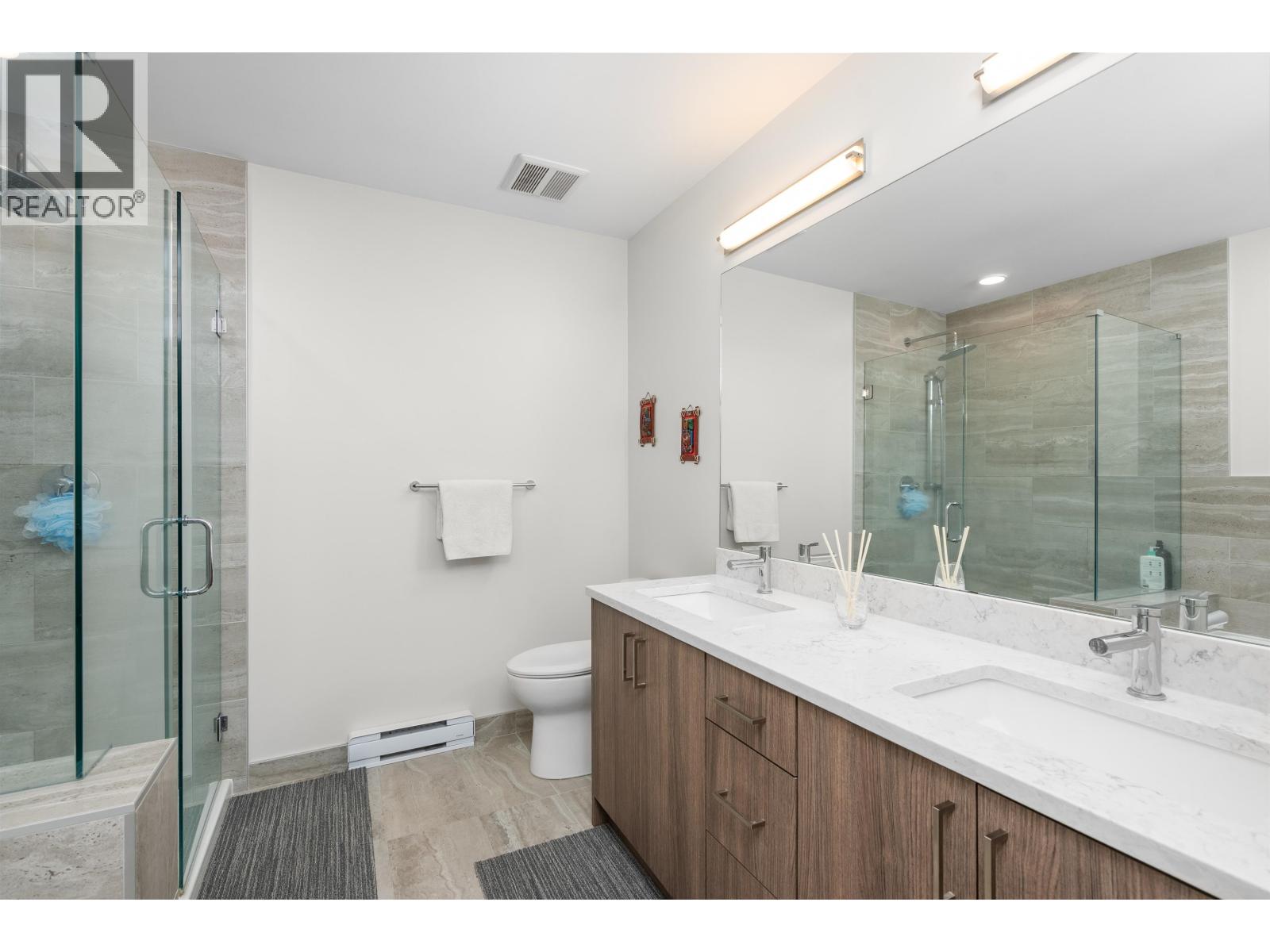 220 1870 DOWAD DRIVE, Squamish