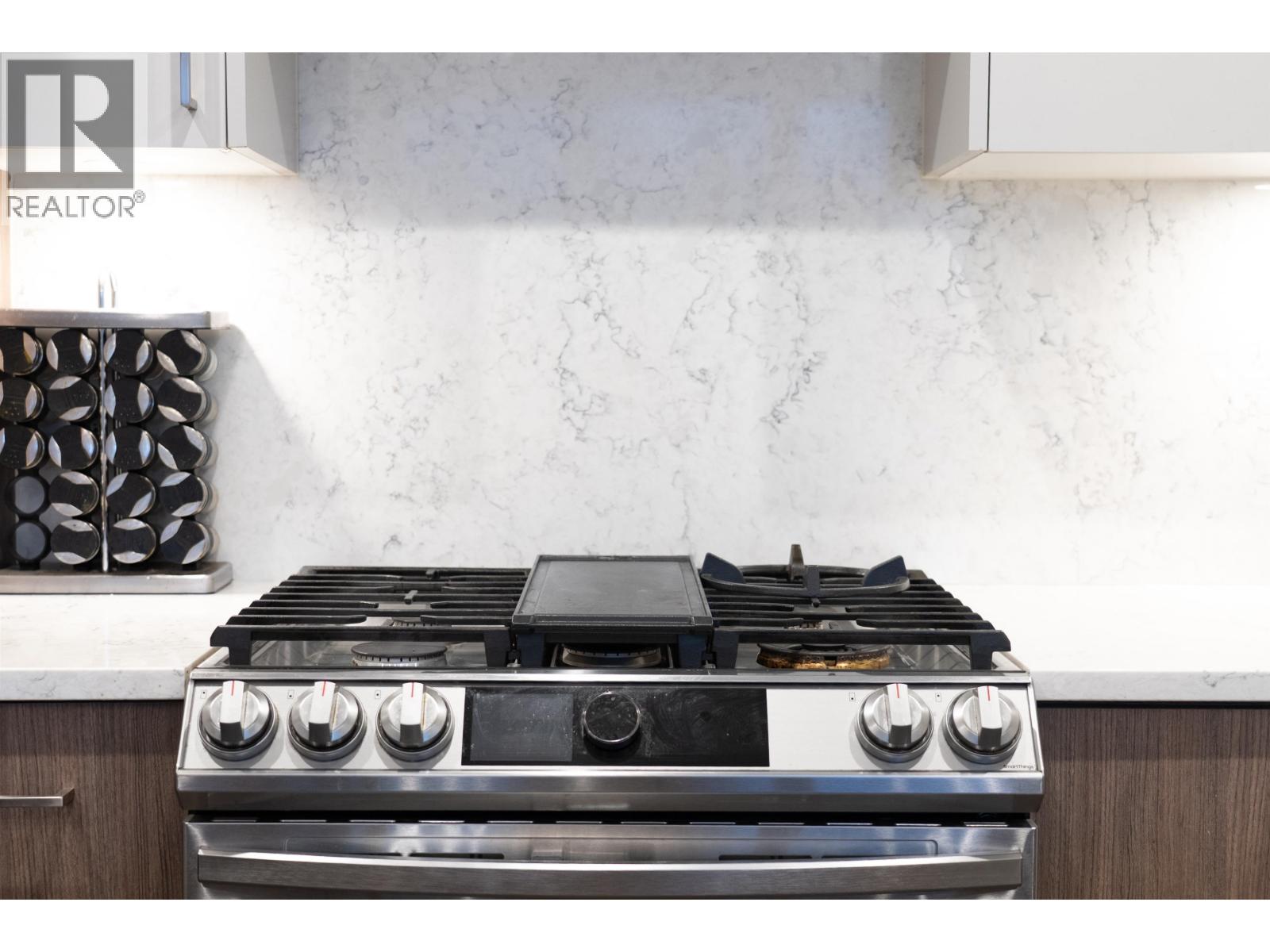 220 1870 DOWAD DRIVE, Squamish