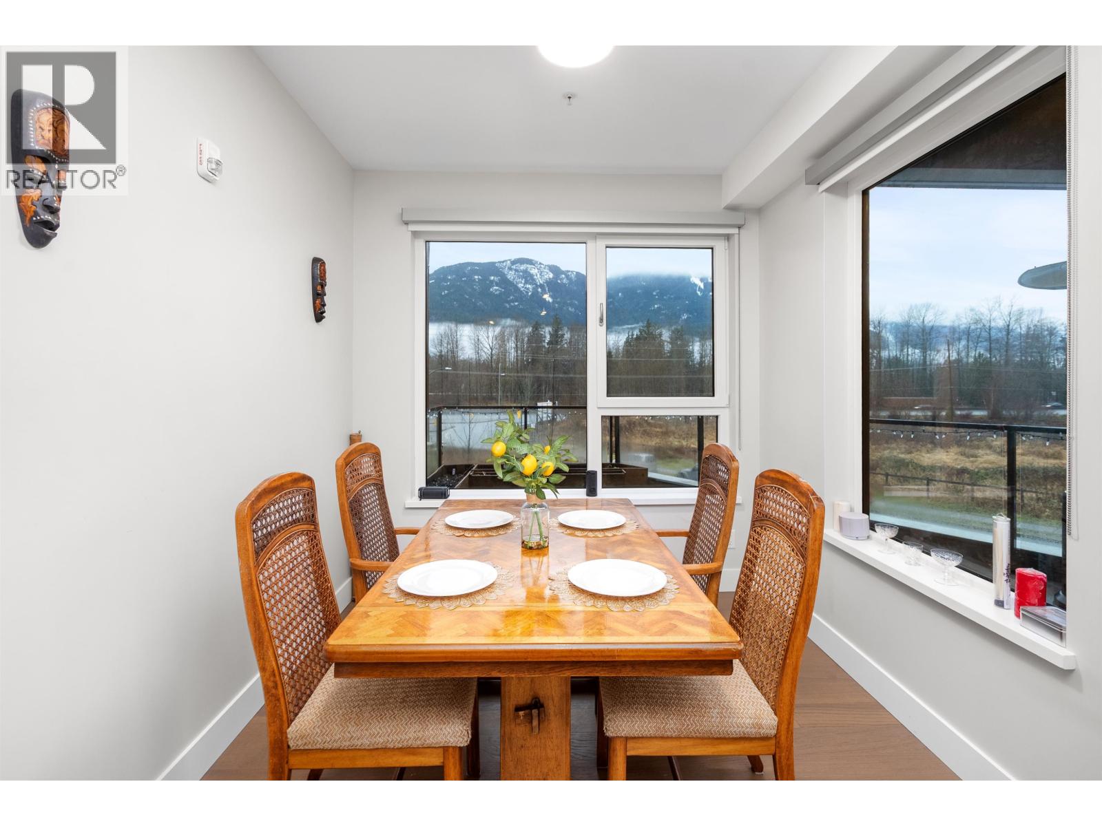 220 1870 DOWAD DRIVE, Squamish