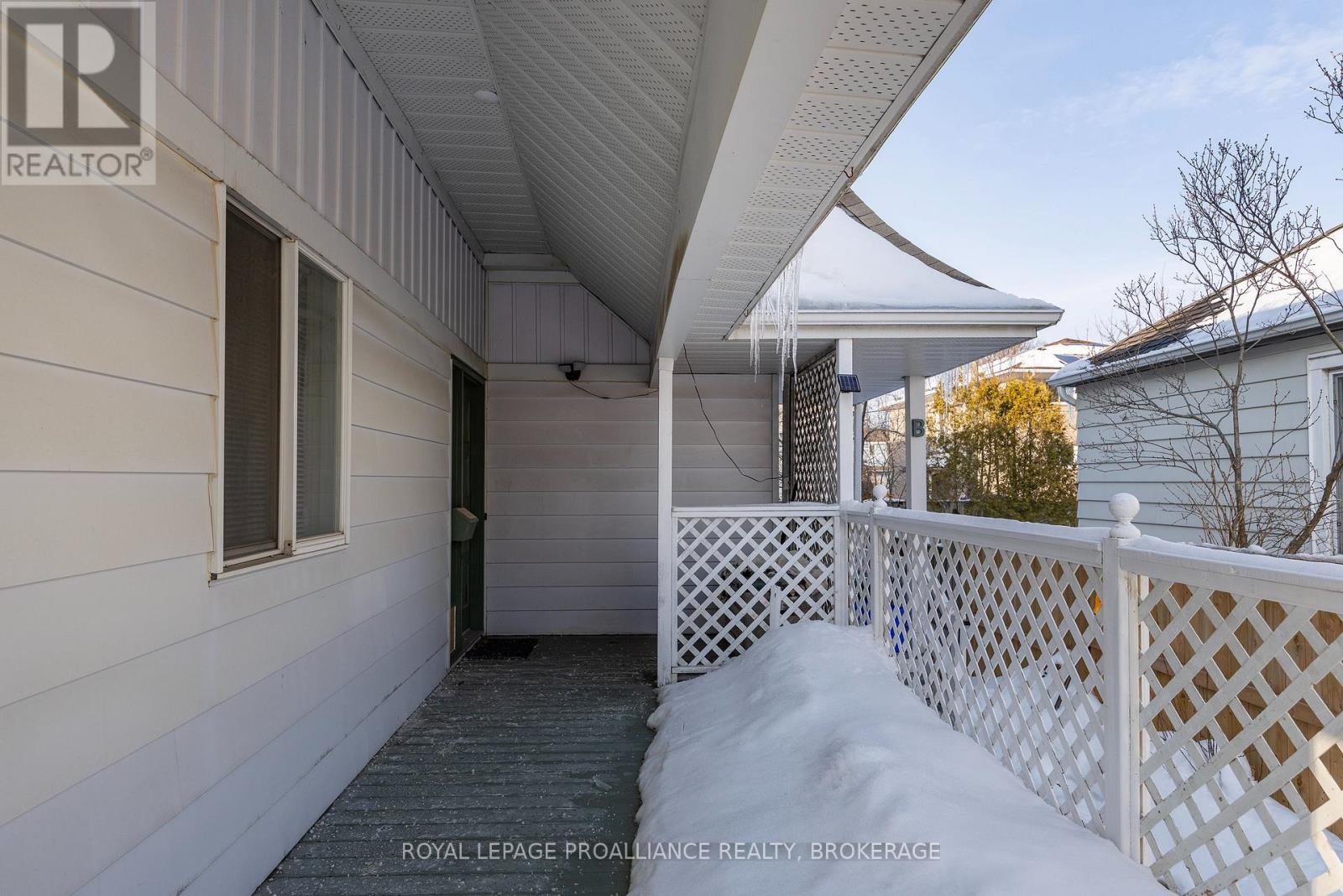 69 SCOTT STREET - Photo 3 of 45, Kingston (Central City East), Ontario