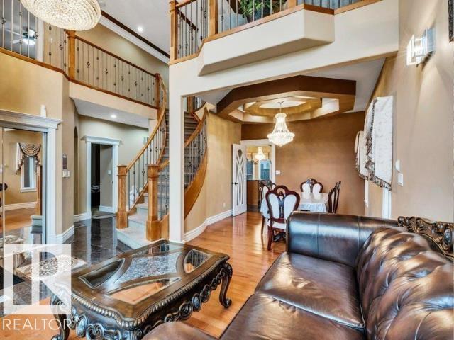 816 WILDWOOD CR NW NW, Edmonton