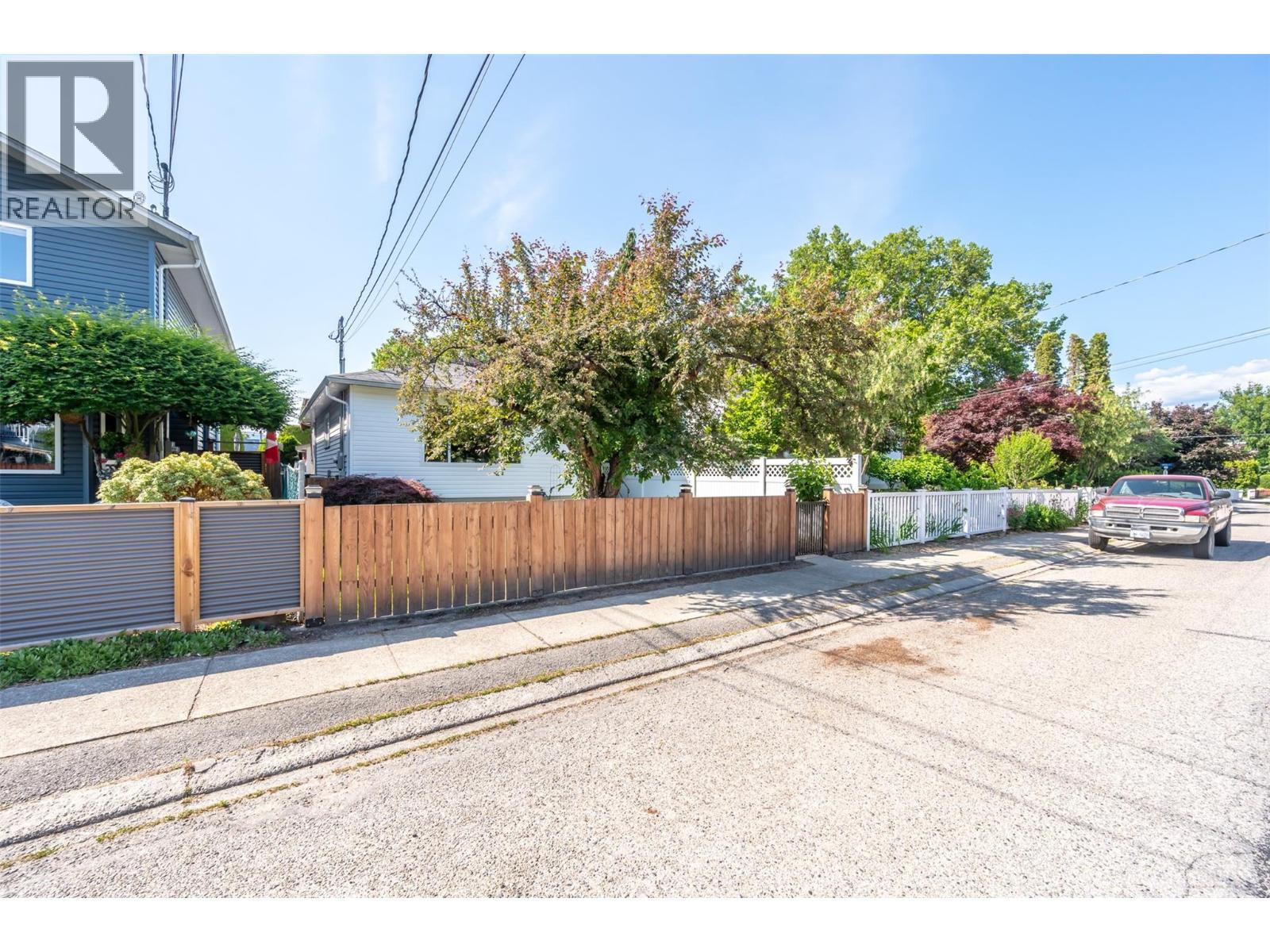 480 Orchard Avenue, Penticton