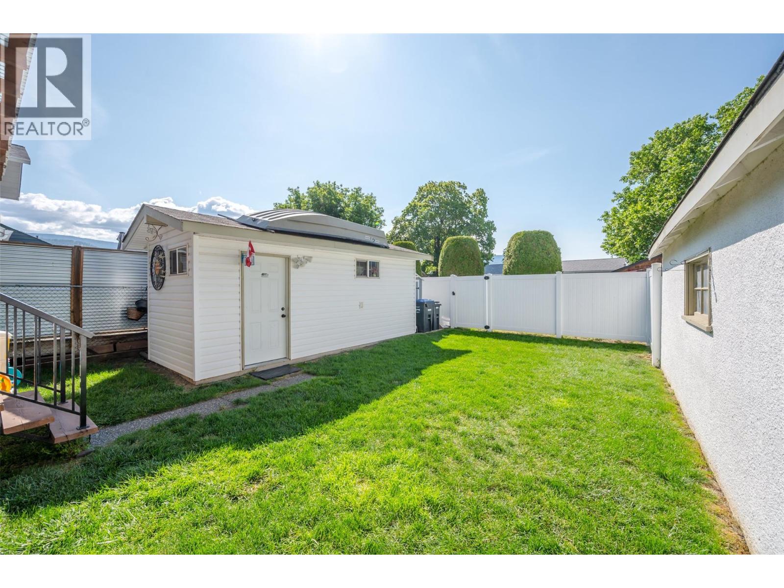 480 Orchard Avenue, Penticton