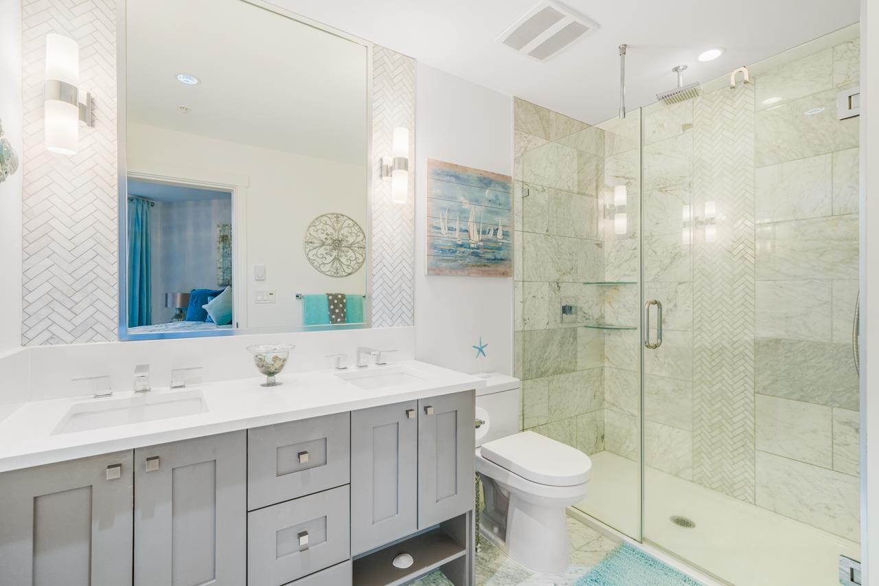 504 14855 THRIFT AVENUE, White Rock