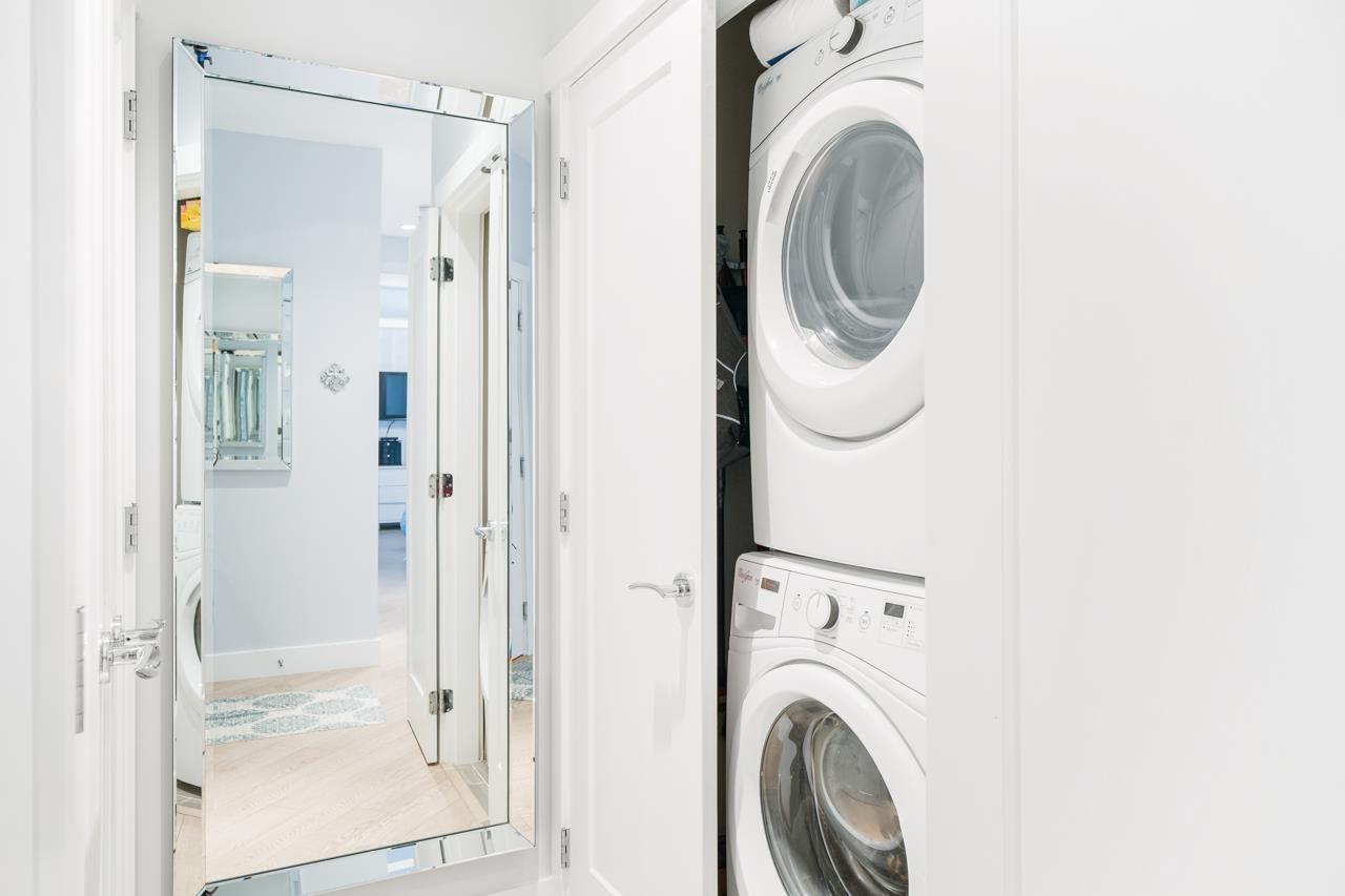 504 14855 THRIFT AVENUE, White Rock