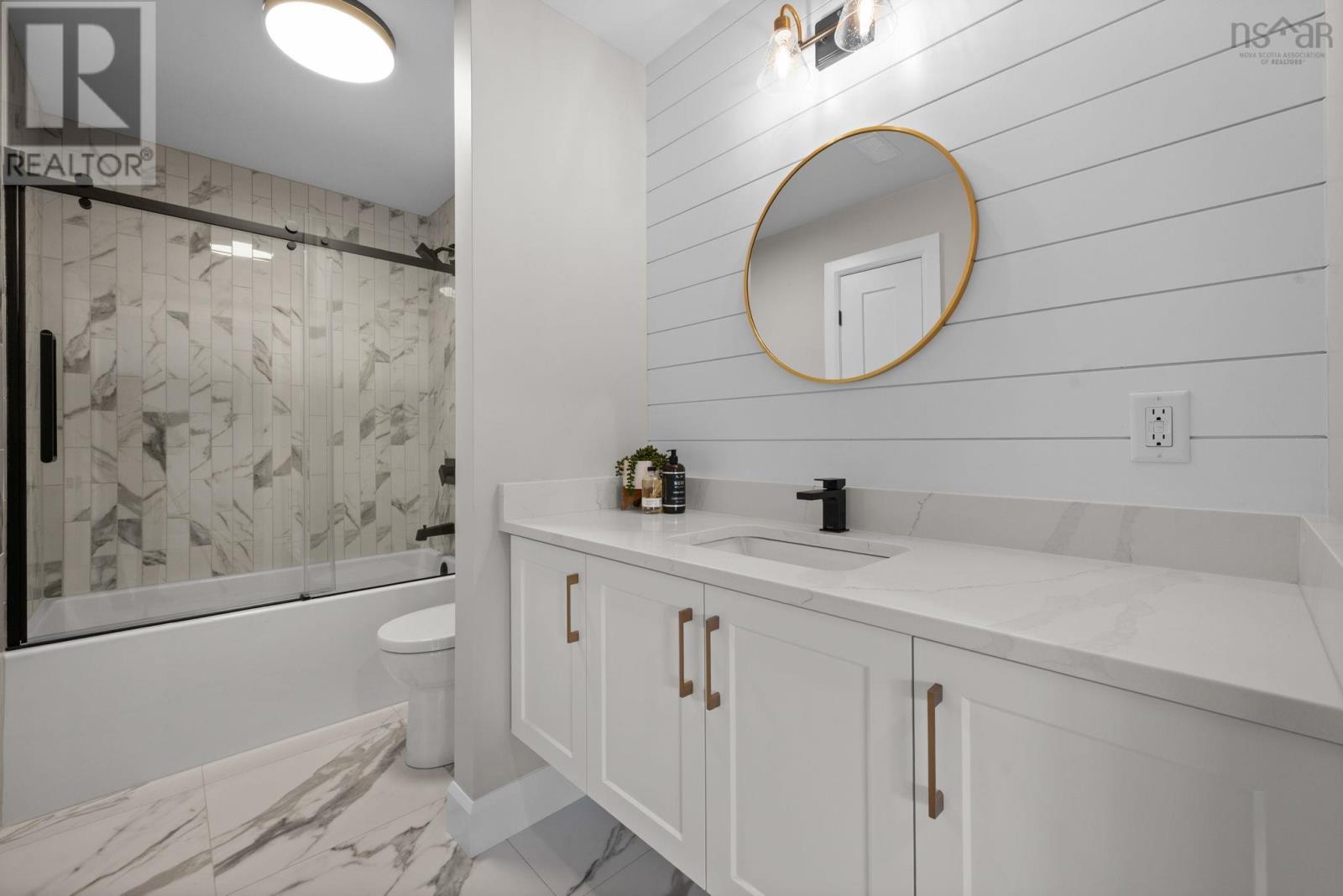 Property 38 of 50 of 289 Orchid Court