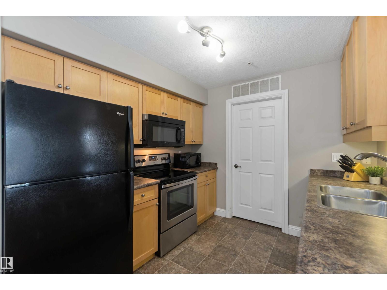 #210 13111 140 AV NW, Edmonton