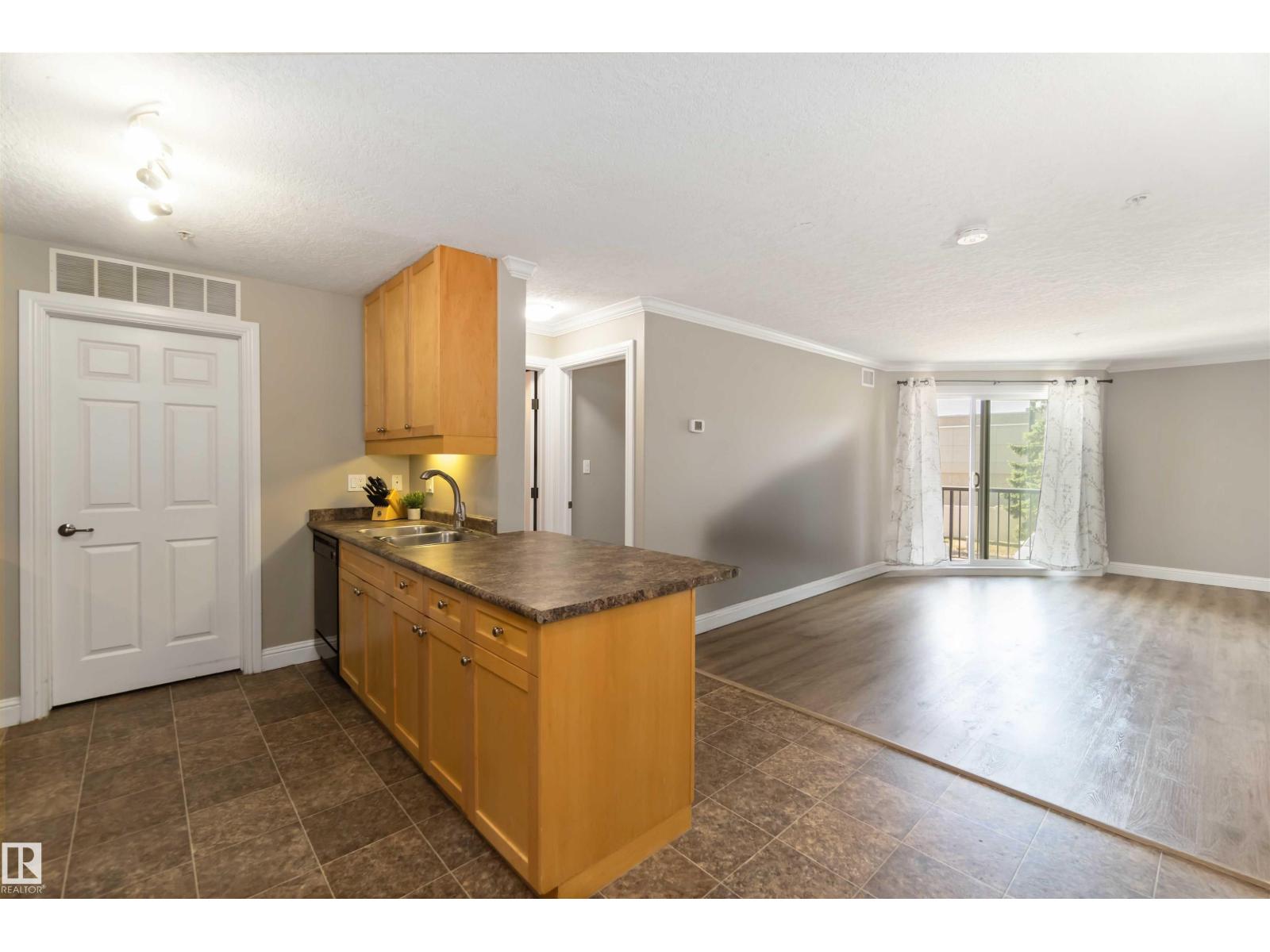 #210 13111 140 AV NW, Edmonton