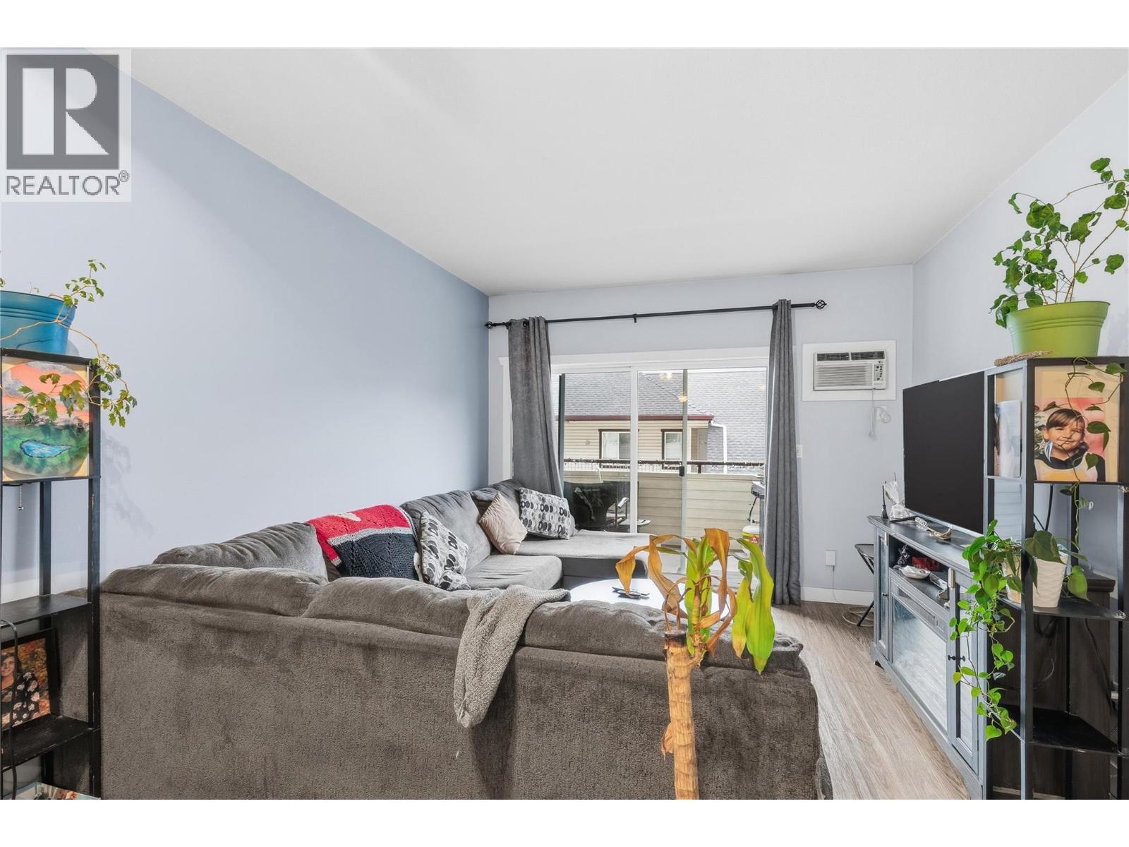 4800 Heritage Drive Unit# 11, Vernon