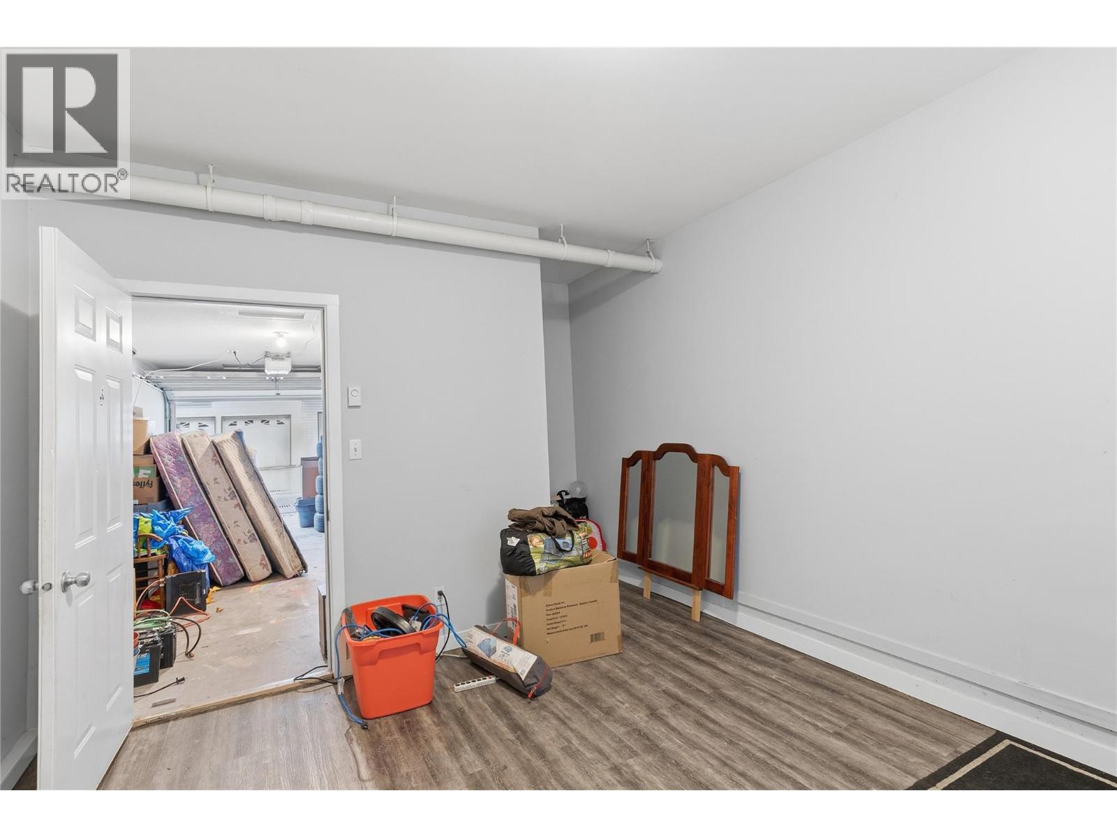 4800 Heritage Drive Unit# 11, Vernon