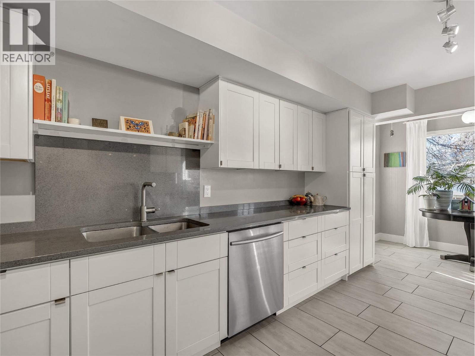  114 MURRAY Drive, Penticton