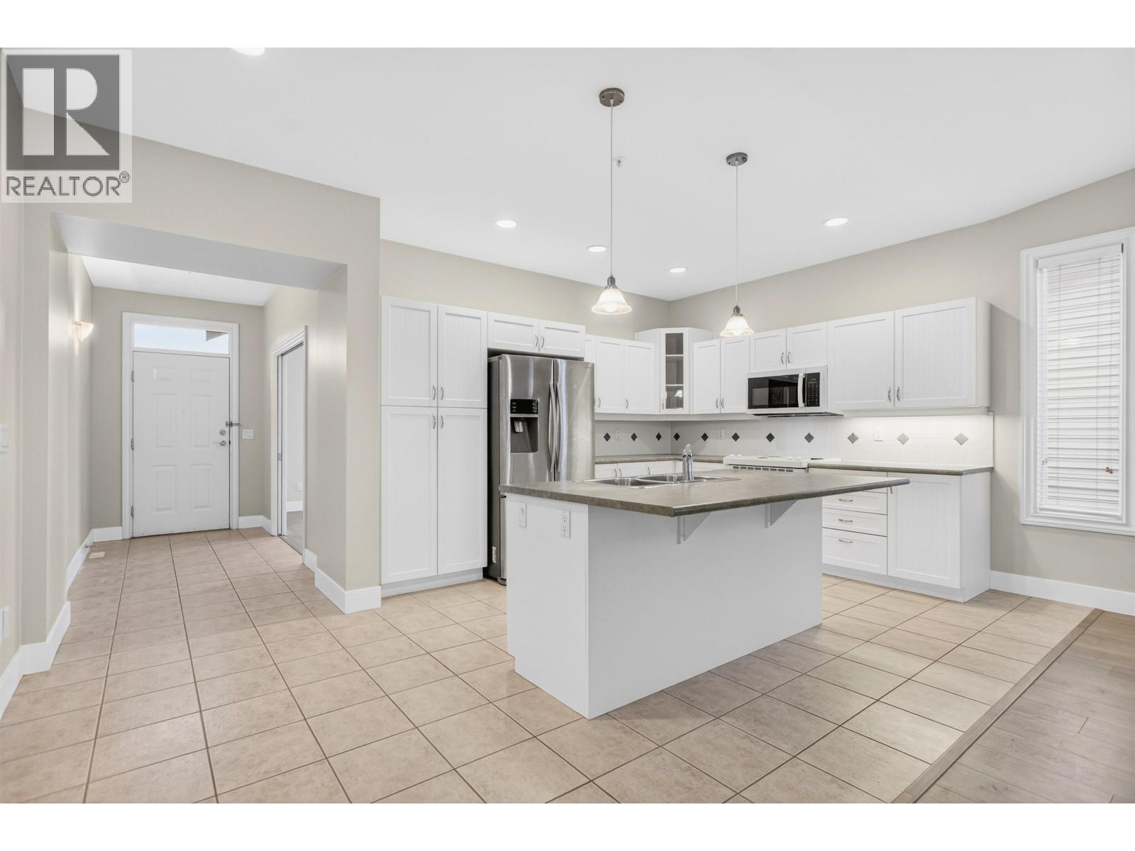 148 19639 MEADOW GARDENS WAY, Pitt Meadows