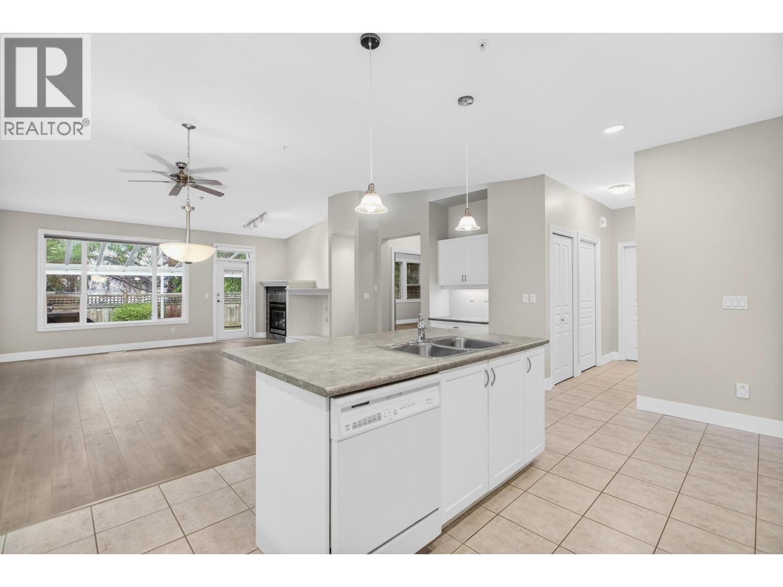 148 19639 MEADOW GARDENS WAY, Pitt Meadows