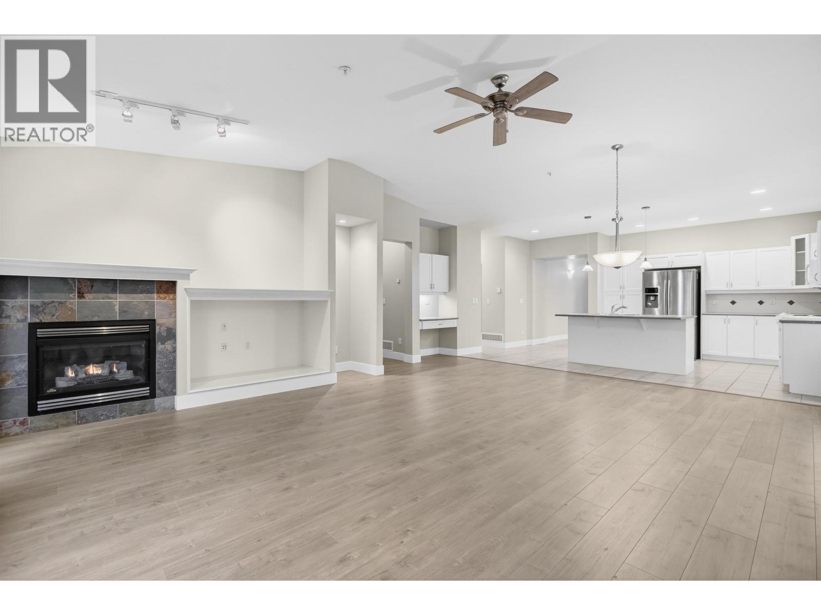 148 19639 MEADOW GARDENS WAY, Pitt Meadows